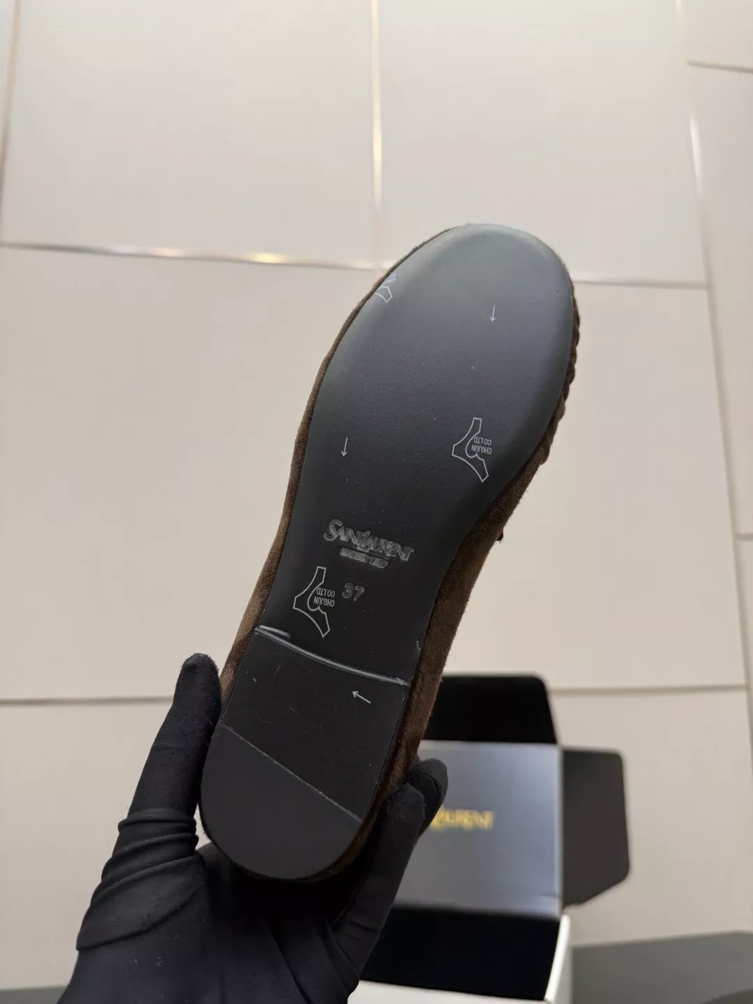 입생로랑 YSL 스몰 로고 로퍼 상세 이미지 10
