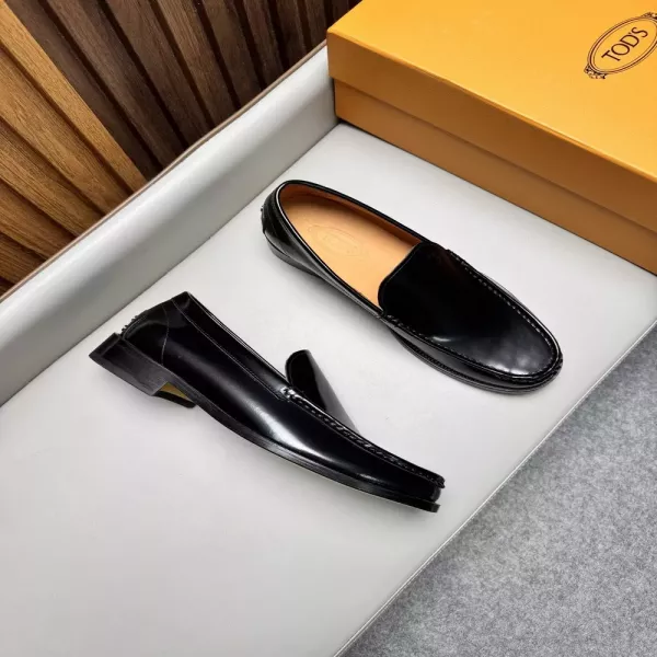 토즈 비즈니스 캐주얼 로퍼