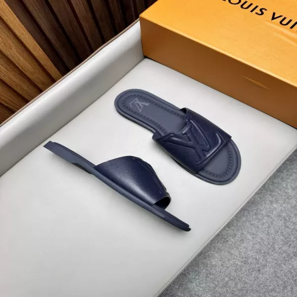 루이비통 클래식 로고 가죽 슬리퍼