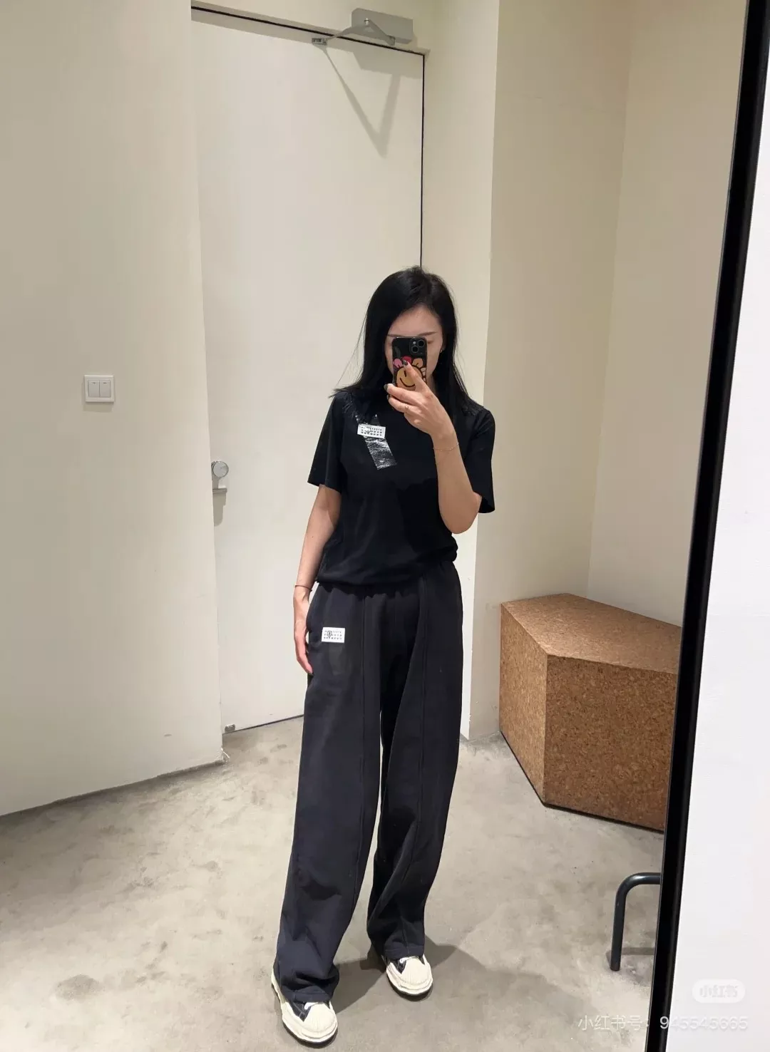 메종마르지엘라 블랙 코튼 반소매 티셔츠 상세 이미지 13