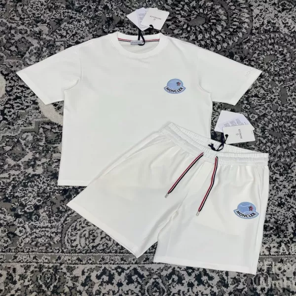 몽클레어 공기층 원단 반소매 세트