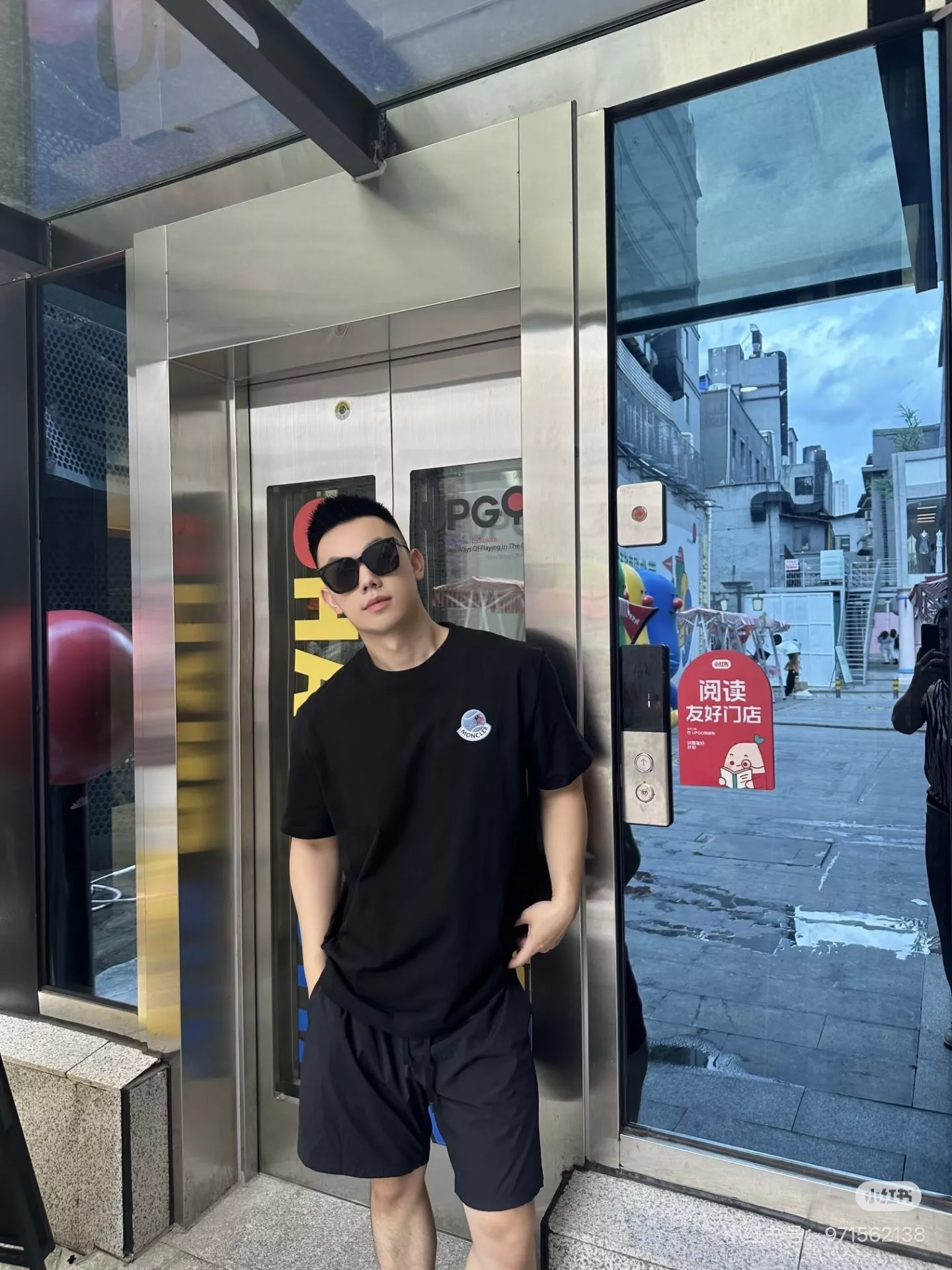 몽클레어 에어레이어 반소매와 쇼츠 세트 상세 이미지 26