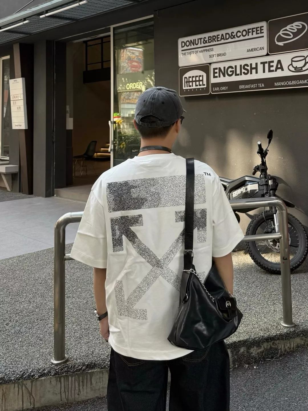 세인트마이클 화산 파티 프린트 반소매 티셔츠 상세 이미지 11