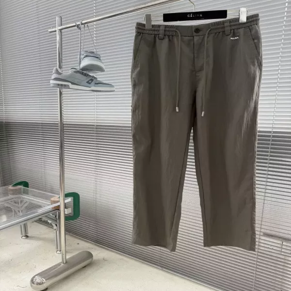 프라다 밀라노 자수 로고 배지 스트레이트 카고 캐주얼 팬츠