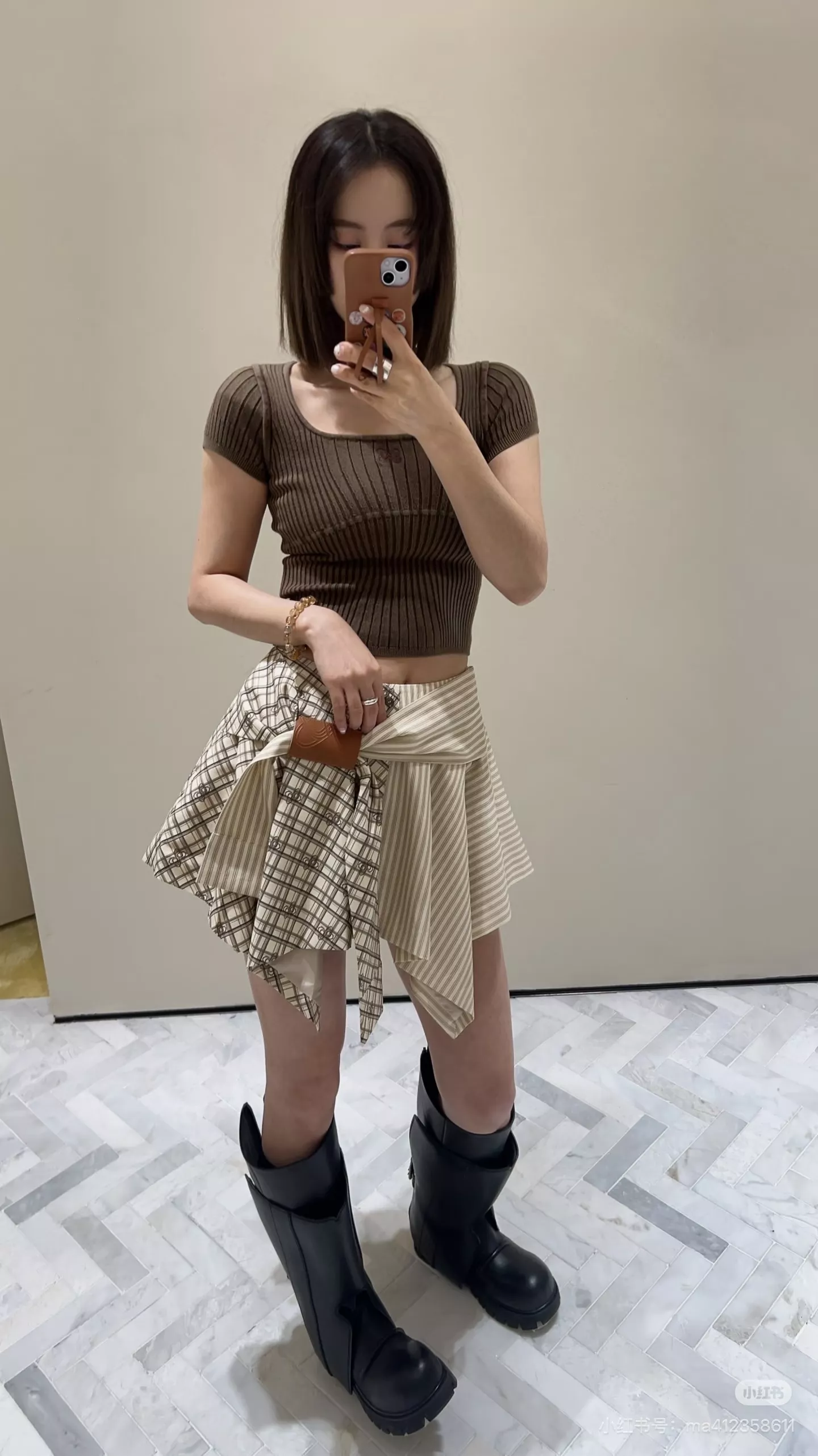 앤앤델만 언밸런스 체크 미니 스커트 상세 이미지 41