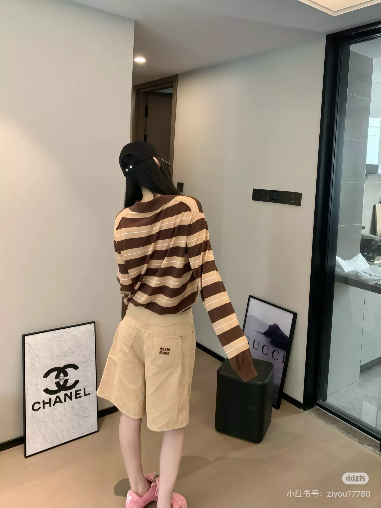 미우미우 자수 로고 데님 5부 반바지 상세 이미지 45