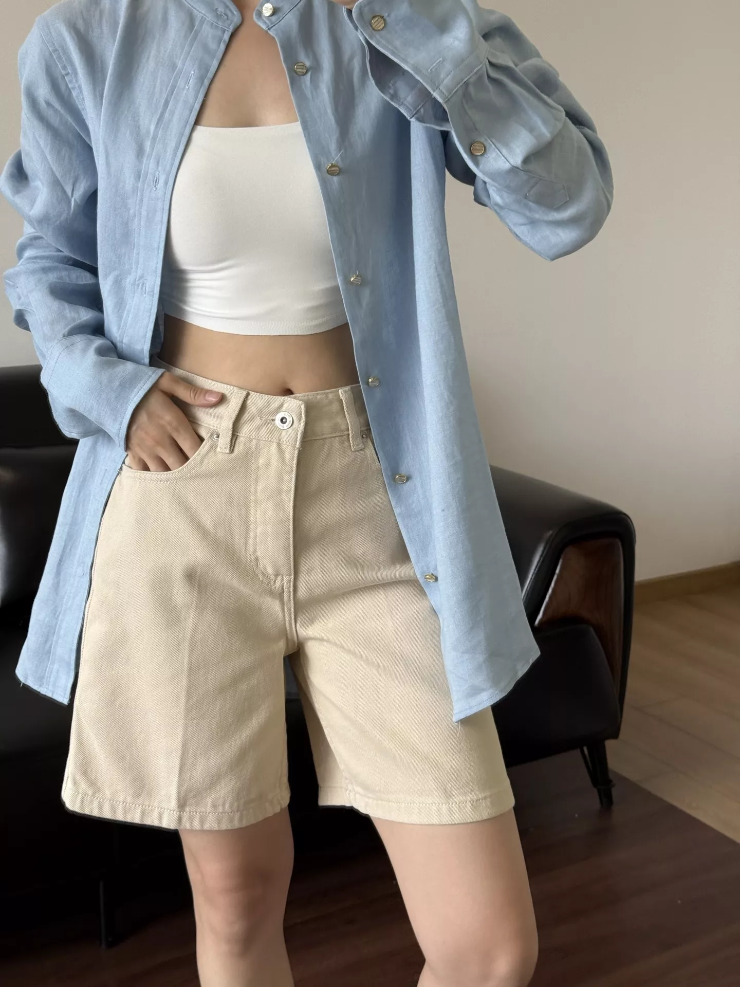 미우미우 자수 로고 데님 5부 반바지 상세 이미지 34