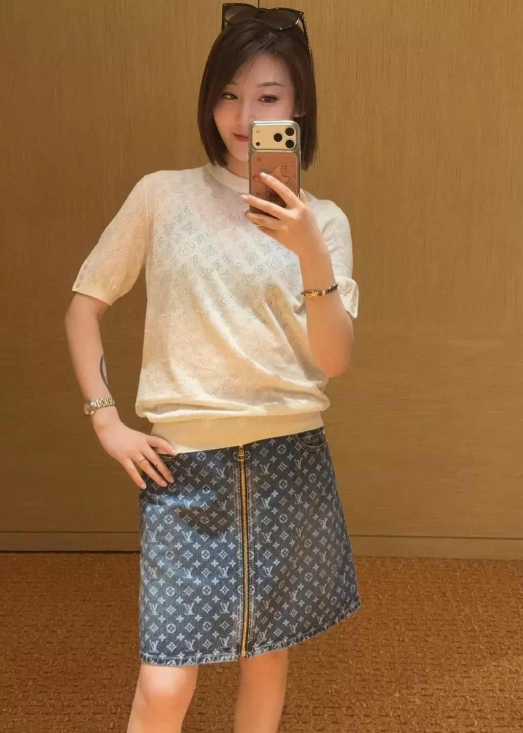 루이비통 메리노 울 혼방 펀칭 반소매 니트 상세 이미지 19