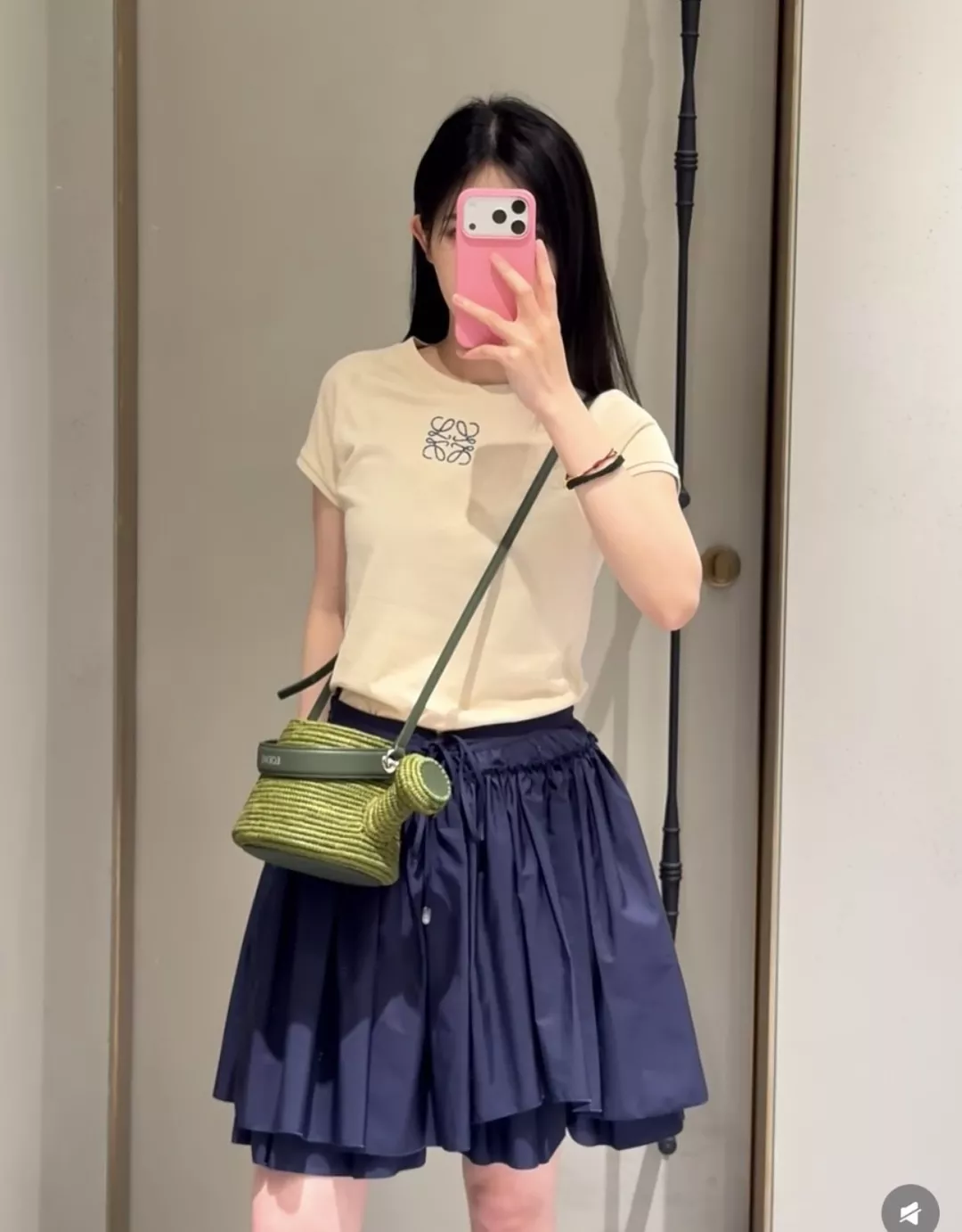 로에베 더블 레이어 드로스트링 미니 스커트 상세 이미지 16