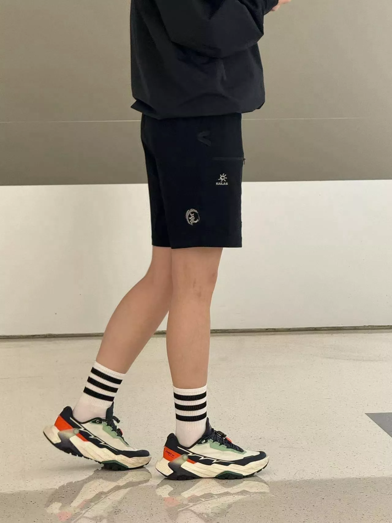 카일라스 자수 소프트쉘 반바지 상세 이미지 19