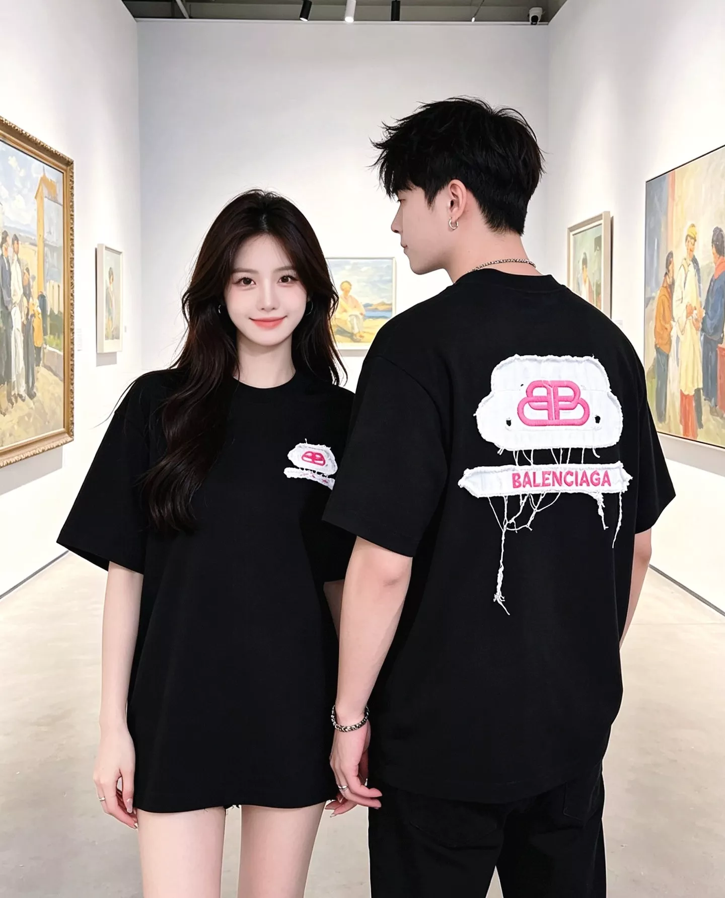 발렌시아가 더블 B 락 장식 패치 자수 라운드넥 반소매 티셔츠 상세 이미지 17