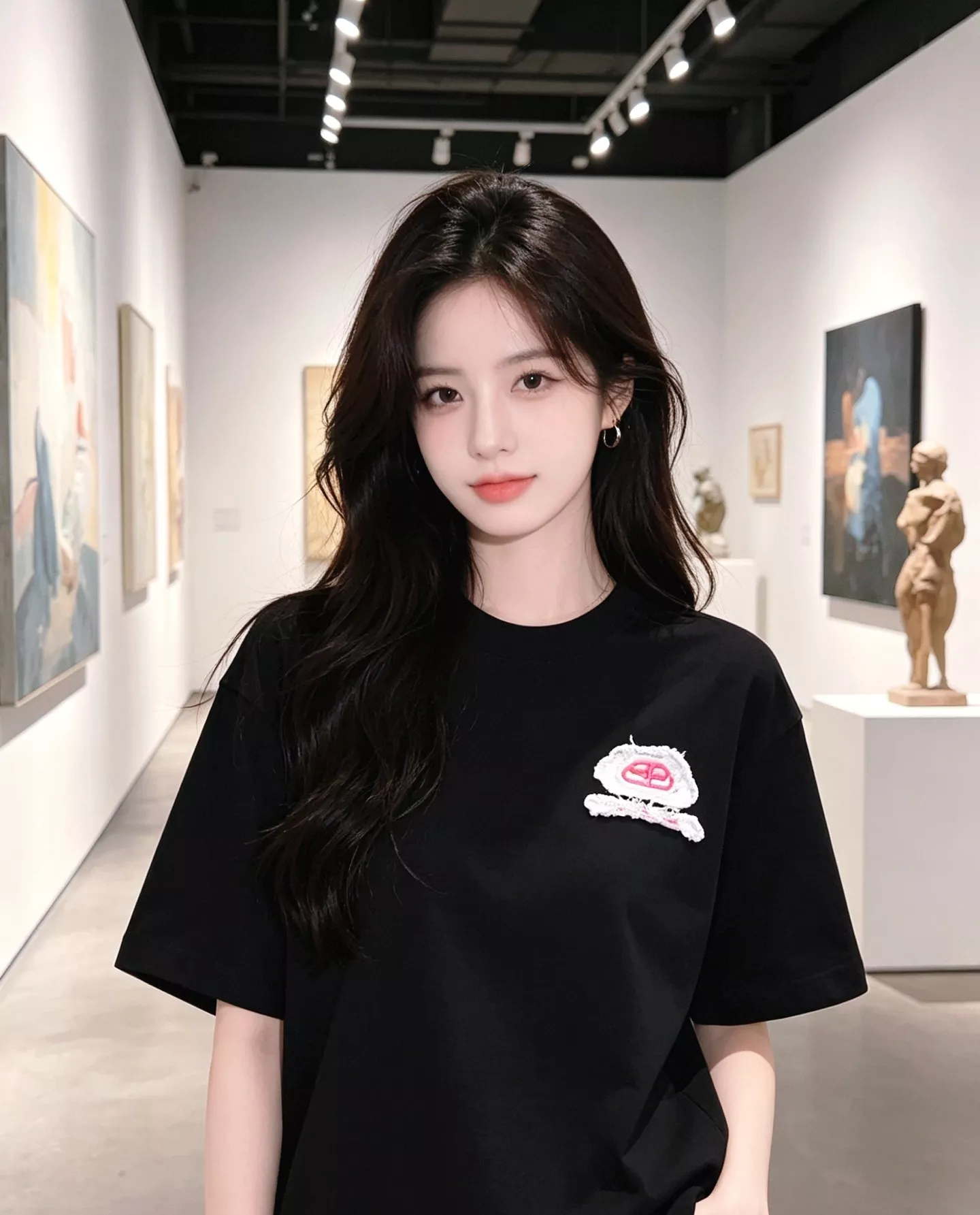 발렌시아가 더블 B 락 장식 패치 자수 라운드넥 반소매 티셔츠 상세 이미지 13