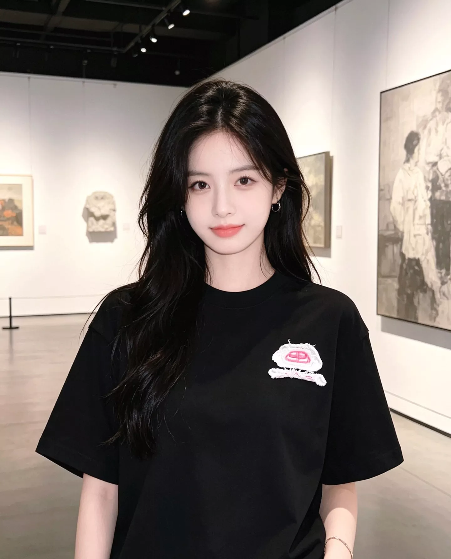 발렌시아가 더블 B 락 장식 패치 자수 라운드넥 반소매 티셔츠 상세 이미지 12
