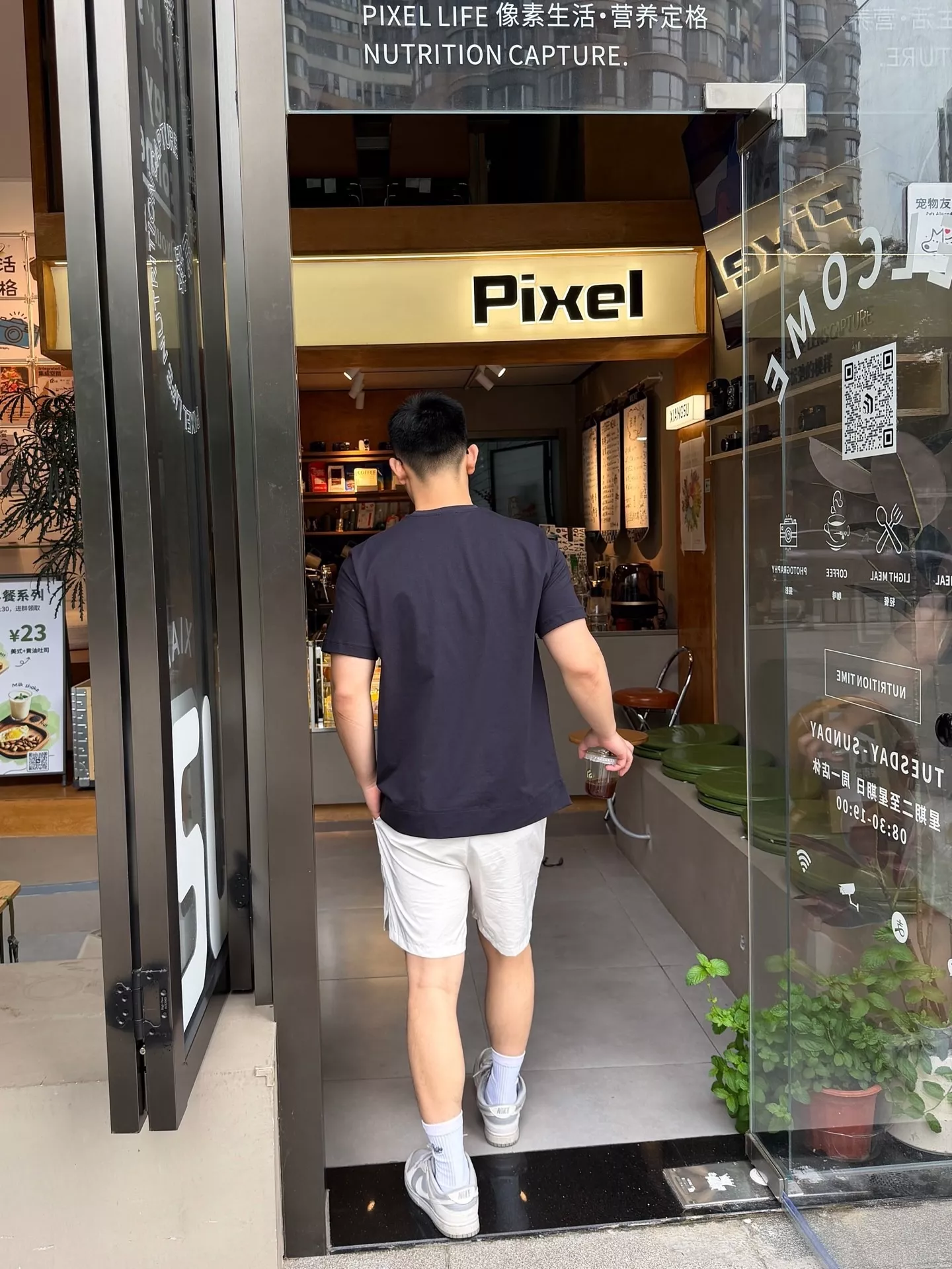몽클레어 패치 로고 자수 반소매 티셔츠 상세 이미지 15