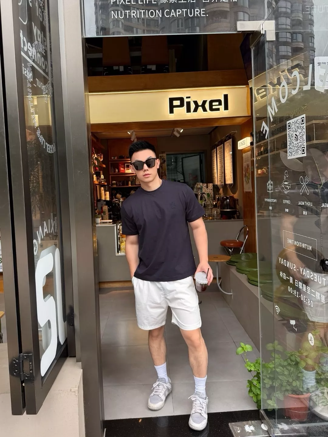 몽클레어 패치 로고 자수 반소매 티셔츠 상세 이미지 14