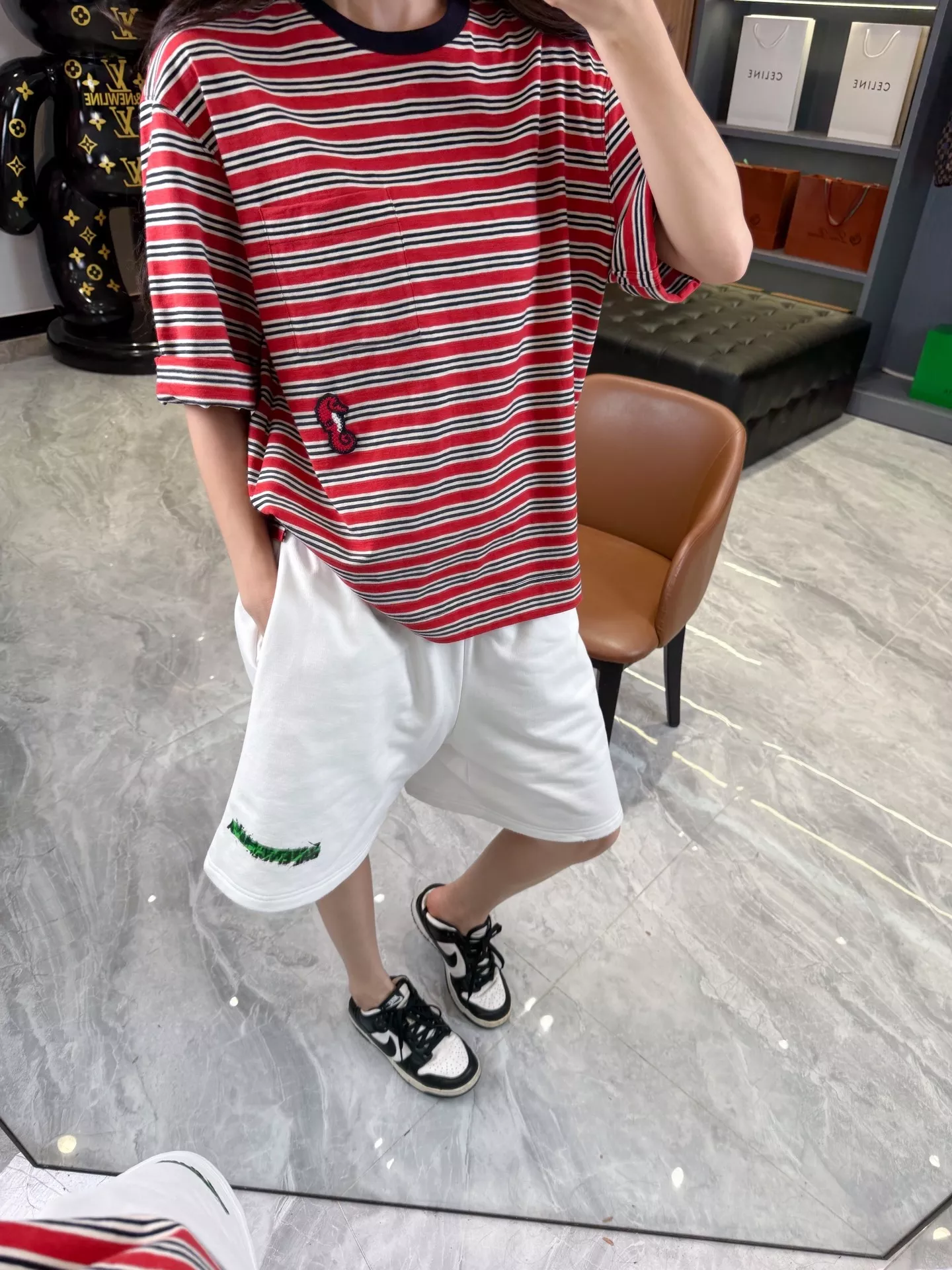 샤넬 코코 비치 스트라이프 반소매 티셔츠 상세 이미지 42