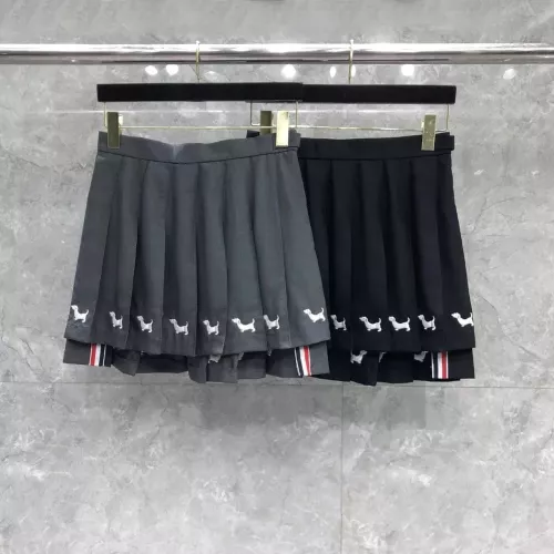 톰브라운 강아지 자수 플리츠 미니 스커트