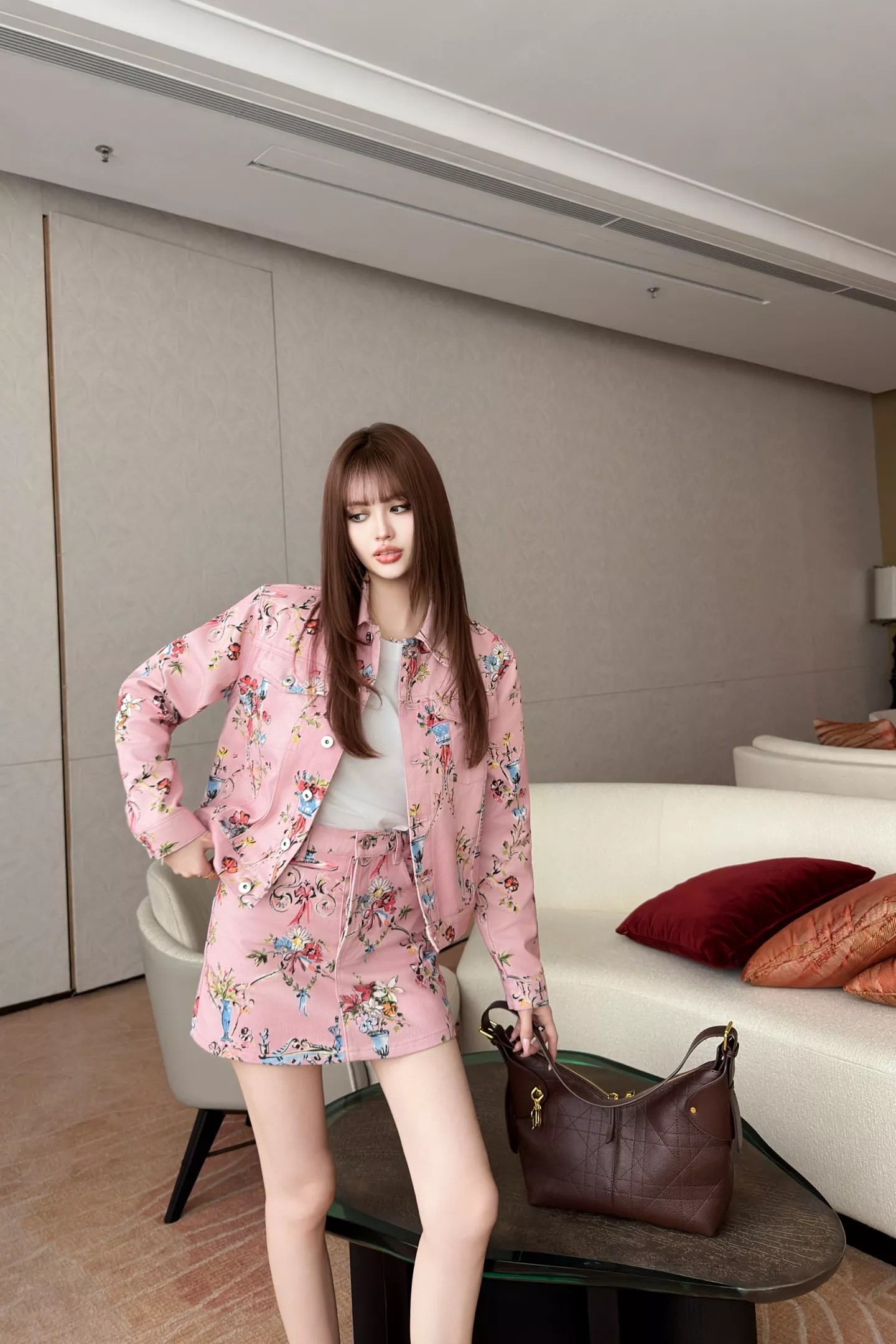 디올 핑크 플라워 프린트 데님 미니 스커트 상세 이미지 18