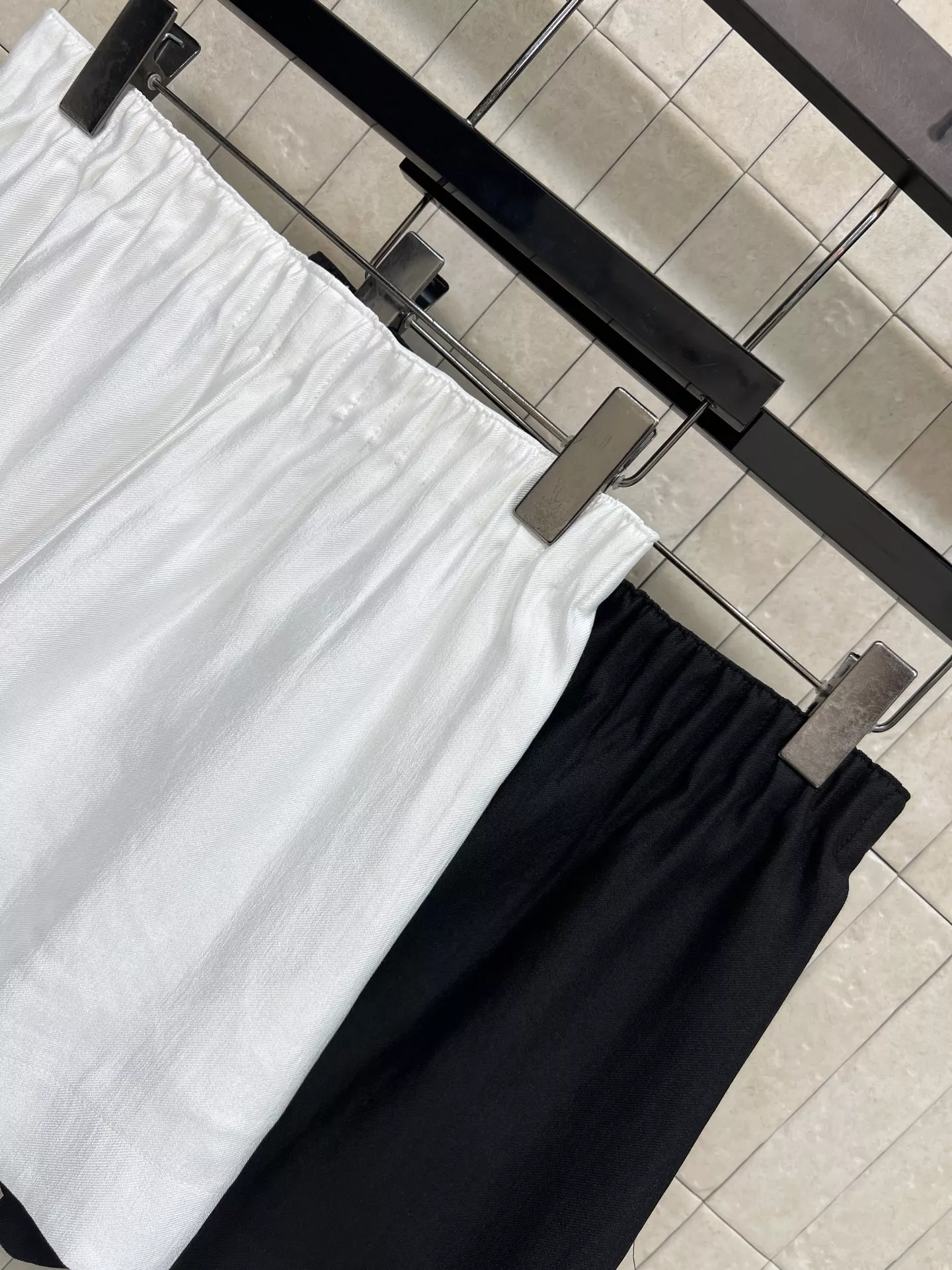 샤넬 여성 밴딩 하프 팬츠 상세 이미지 8
