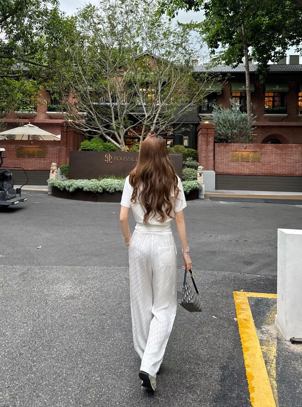 디올 반소매 티셔츠와 와이드 팬츠로 구성된 여성 세트 상세 이미지 19