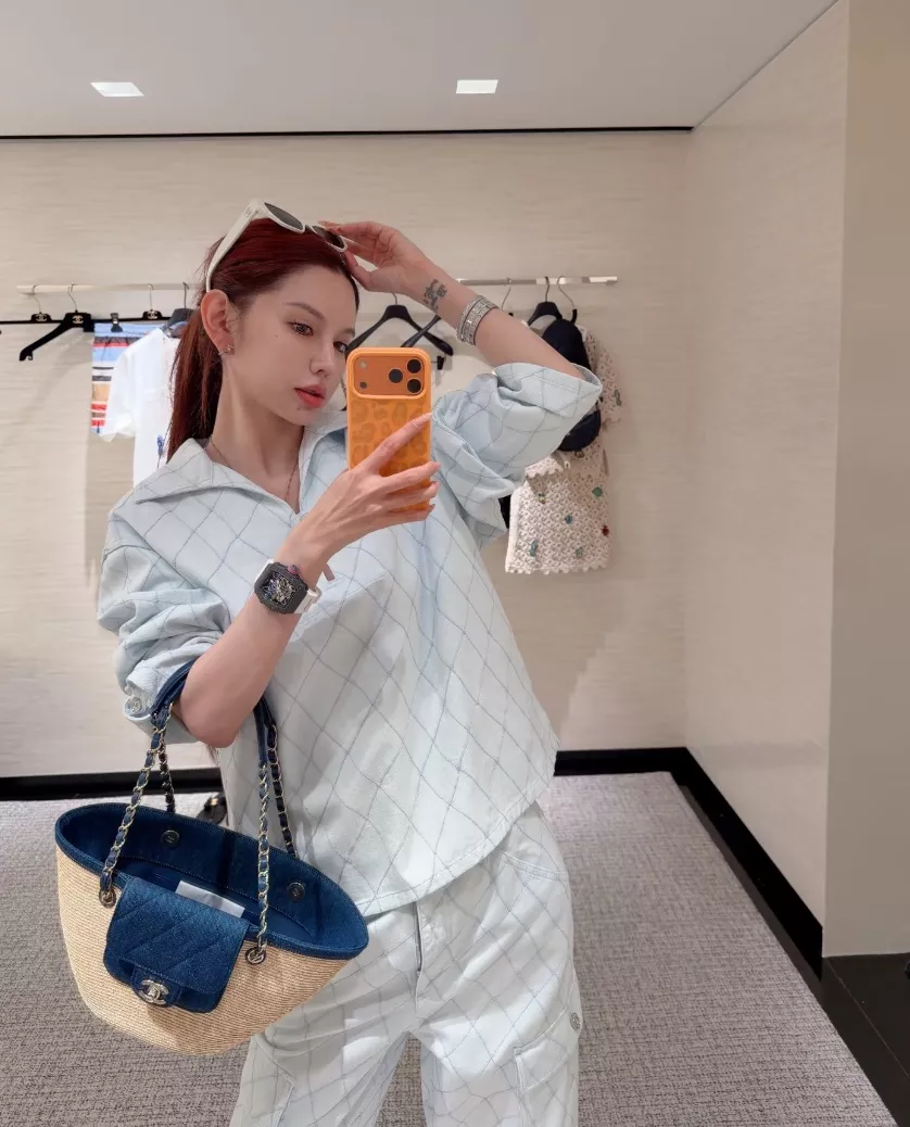 샤넬 다이아 퀼팅 패턴 데님 코튼 긴소매 셔츠 상세 이미지 12