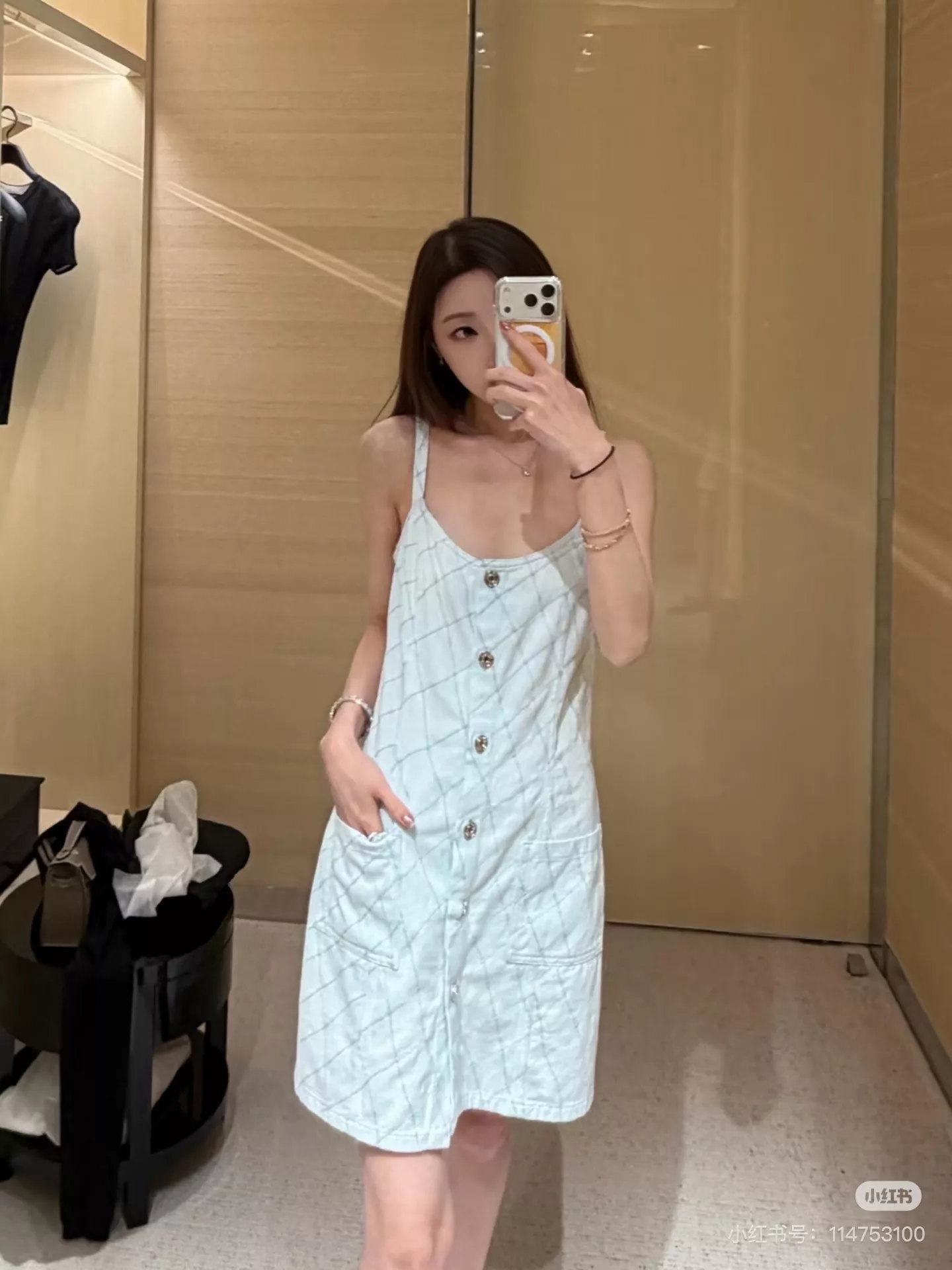 샤넬 퀼팅 패턴 슬리브리스 데님 원피스 상세 이미지 15