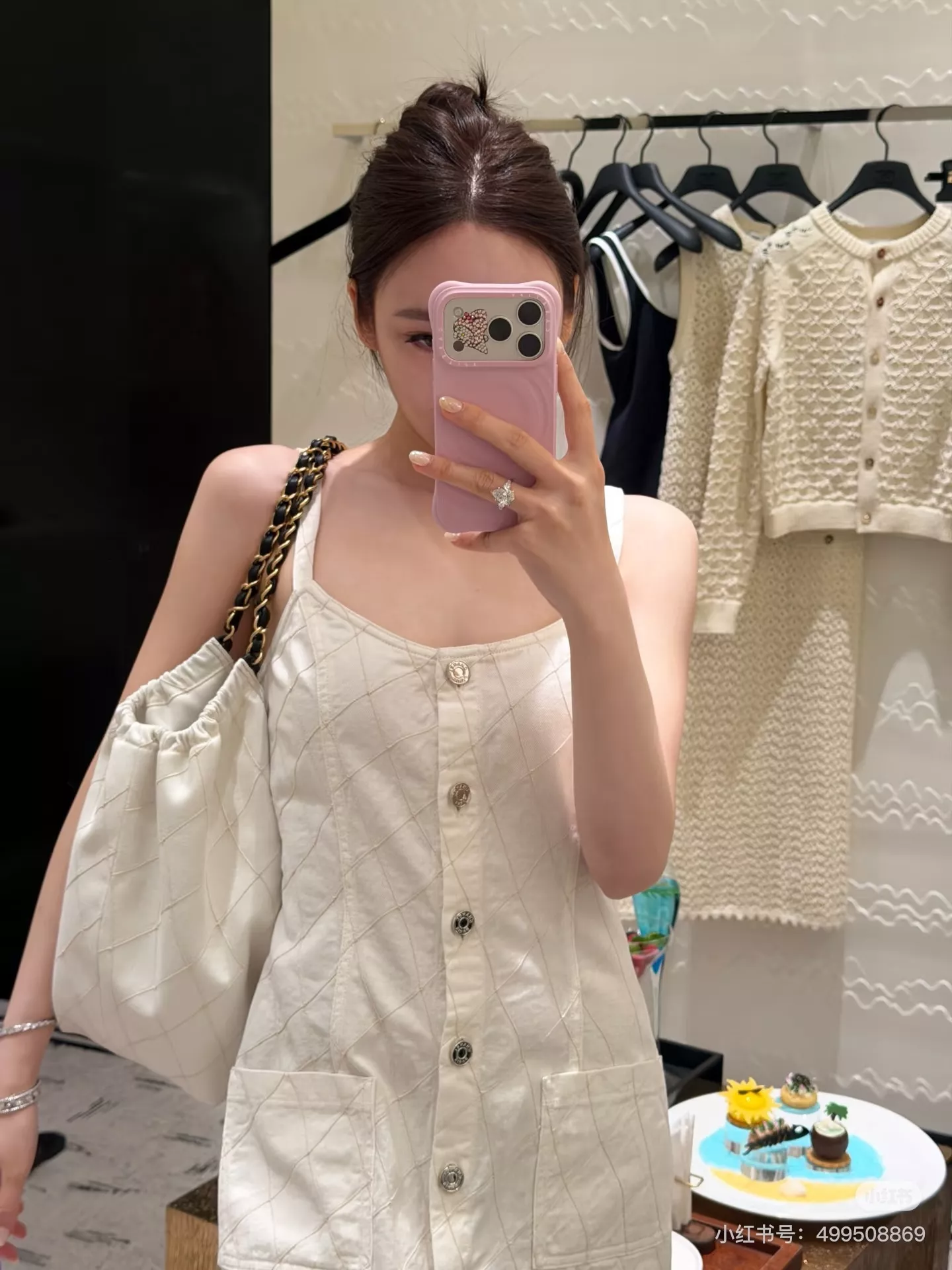 샤넬 퀼팅 패턴 슬리브리스 데님 원피스 상세 이미지 18