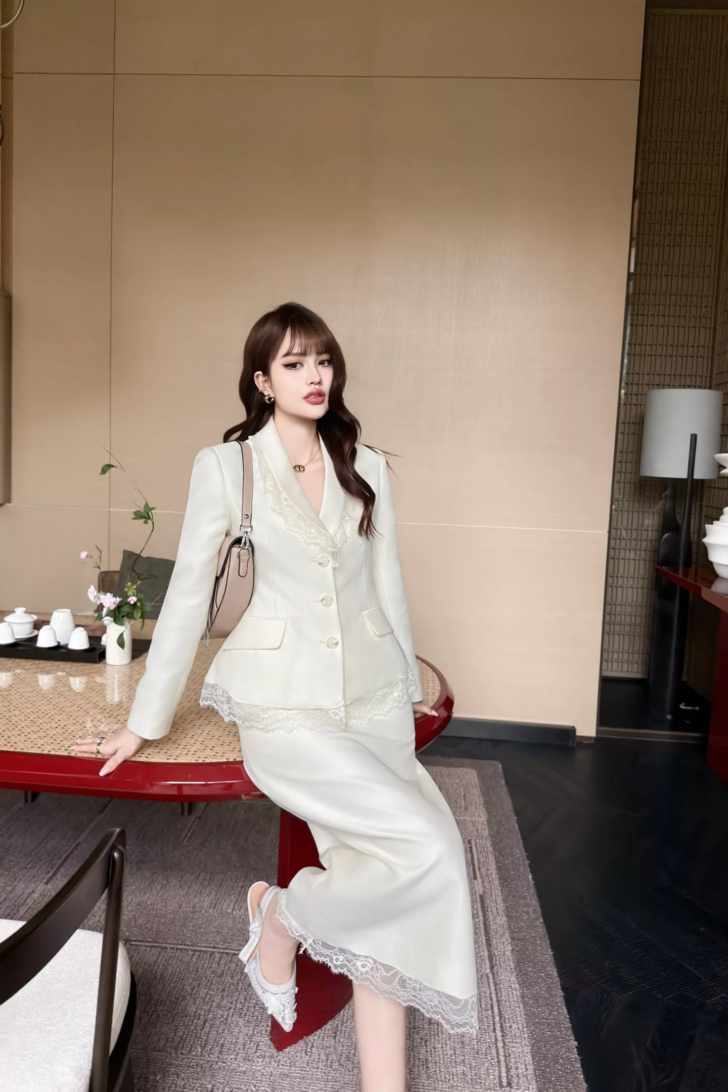 디올 레이스 배색 디테일 여성 재킷 상세 이미지 33