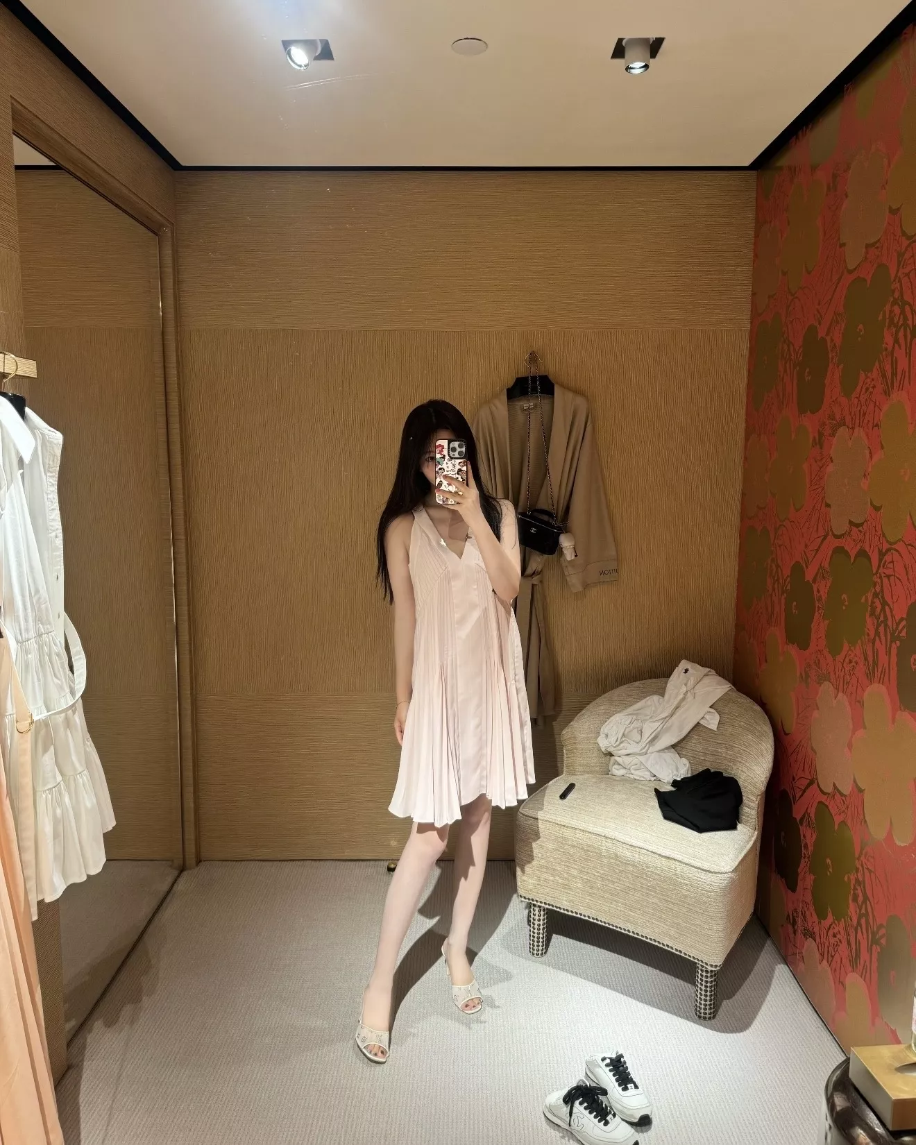로에베 브이넥 플리츠 민소매 원피스 상세 이미지 69