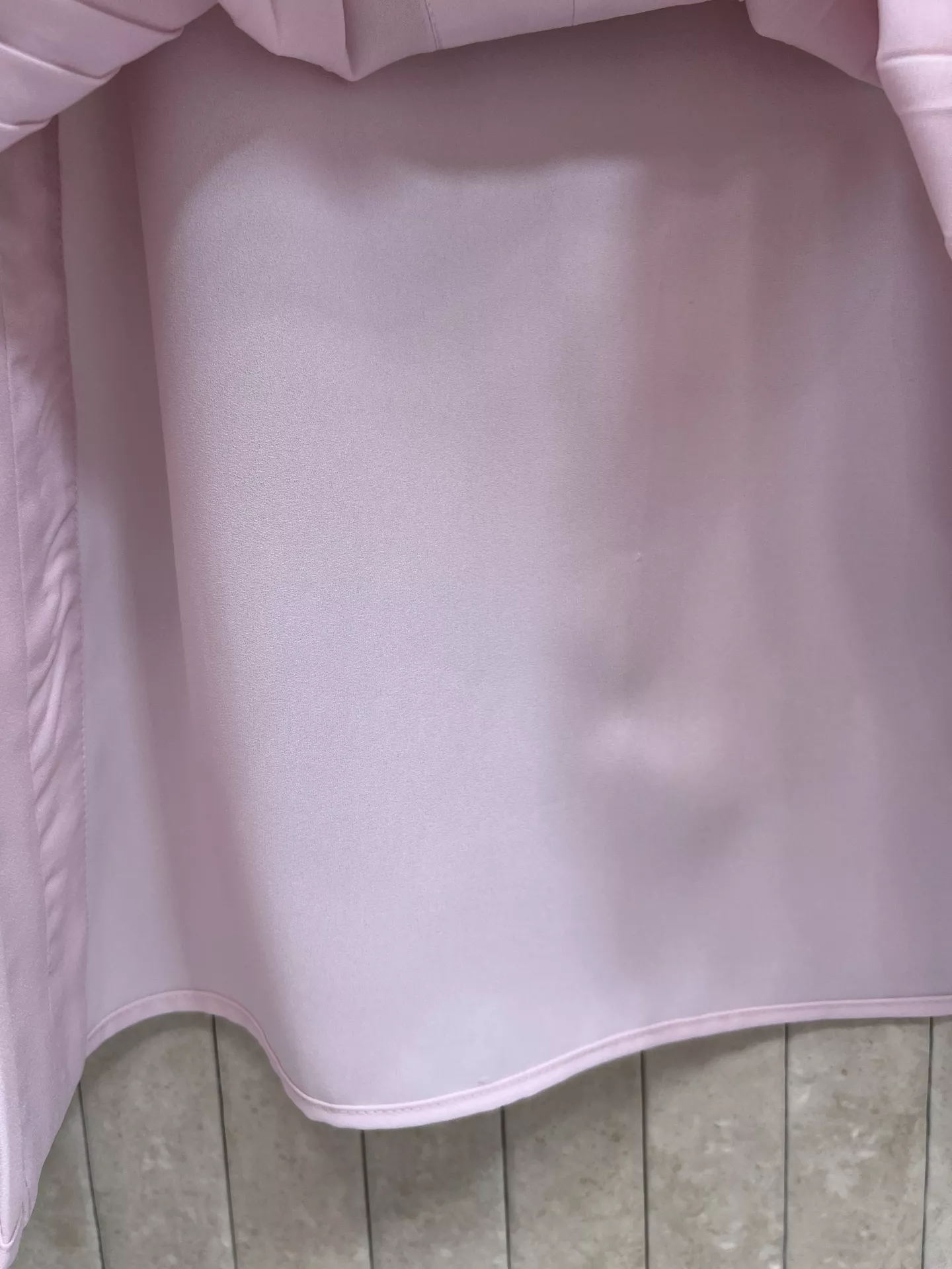 로에베 브이넥 플리츠 민소매 원피스 상세 이미지 6