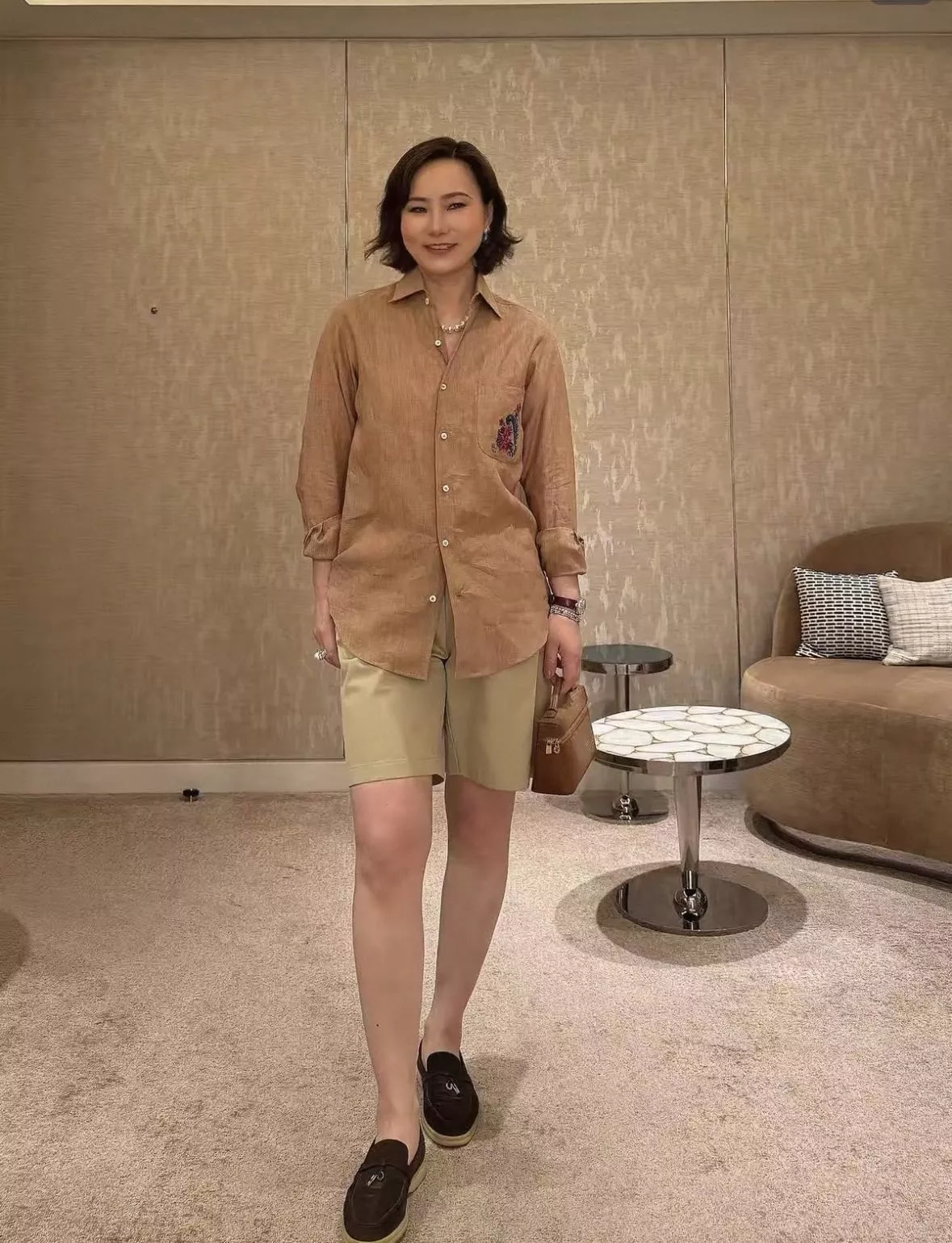 로로피아나 포켓 자수 린넨 긴소매 셔츠 상세 이미지 28