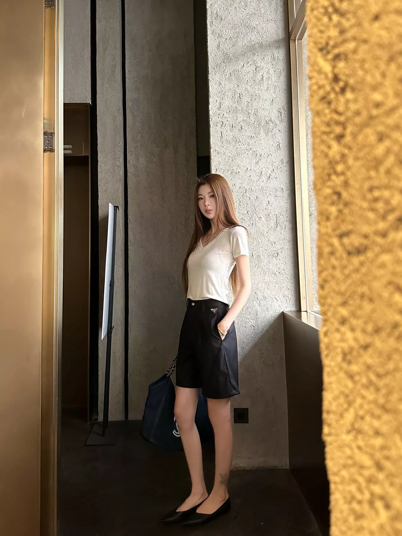 프라다 여성 하이웨이스트 정장 숏팬츠 상세 이미지 15
