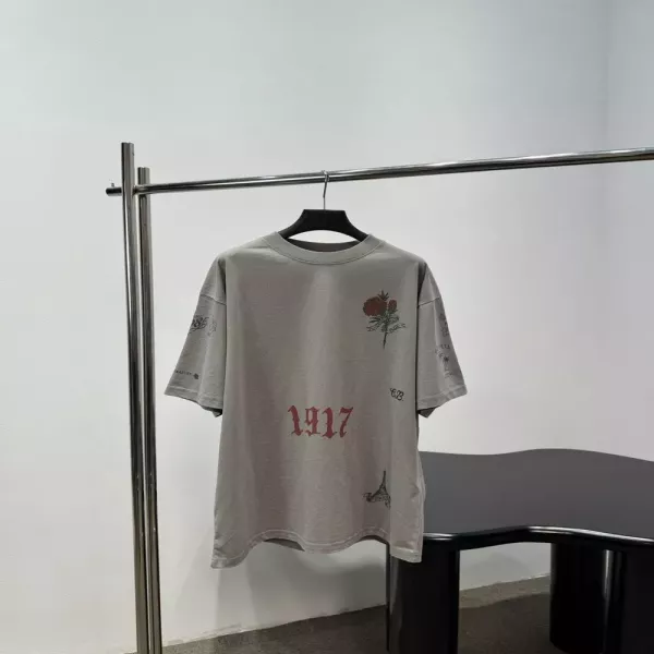 발렌시아가 타투 프린트 오버핏 반소매 티셔츠
