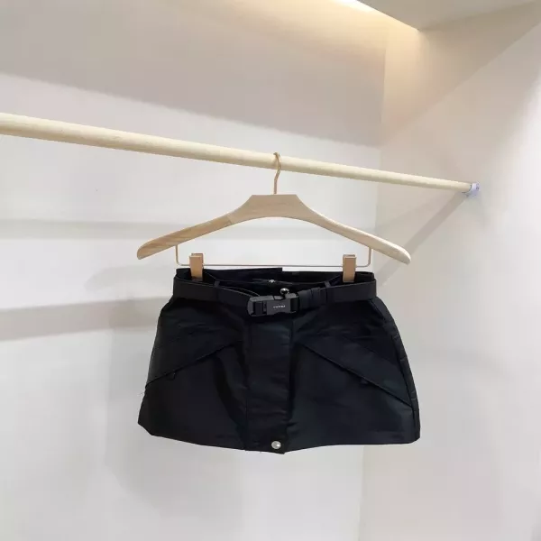 프라다 나일론 A라인 미니 스커트