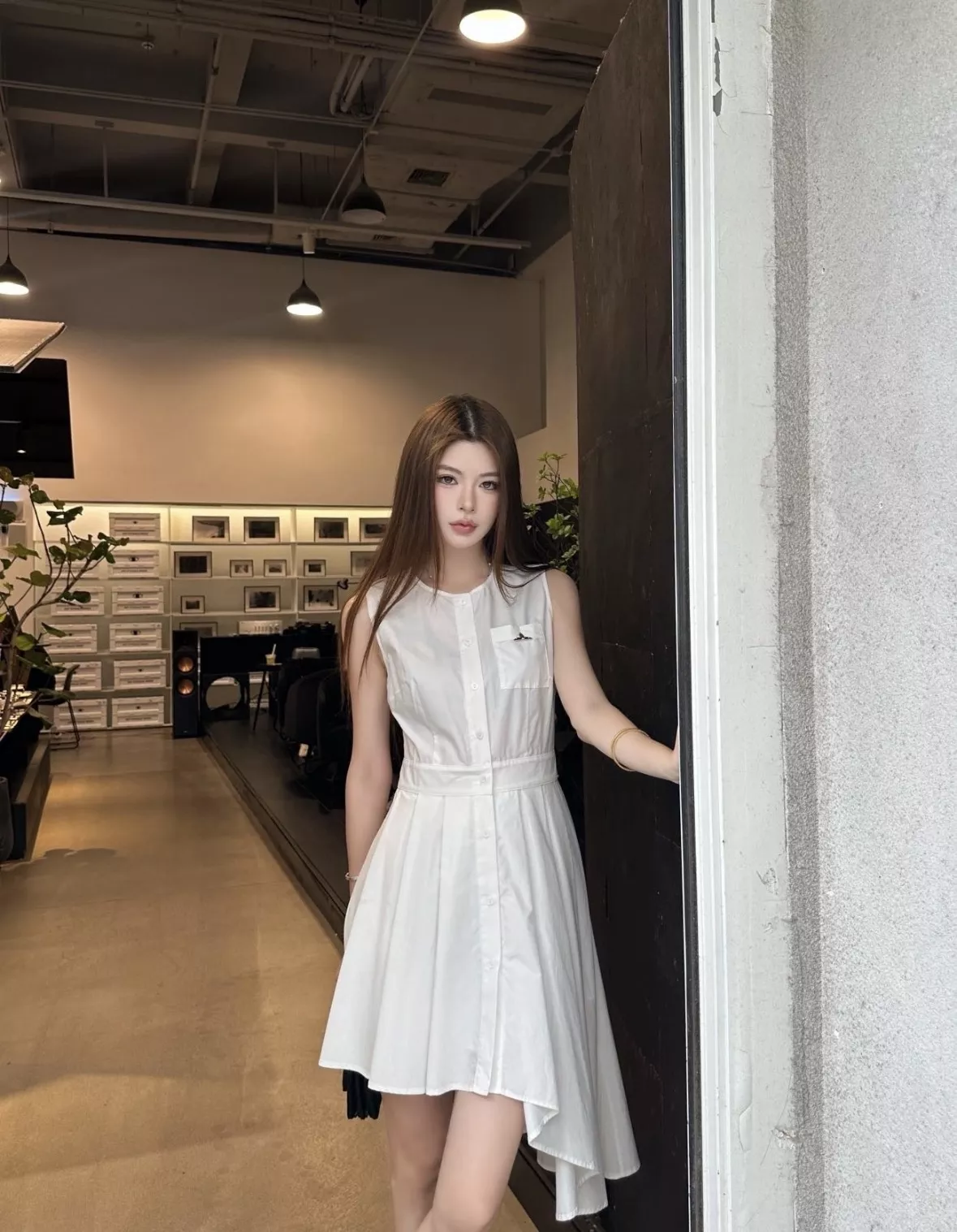 루이비통 민소매 플리츠 셔츠형 원피스 상세 이미지 56