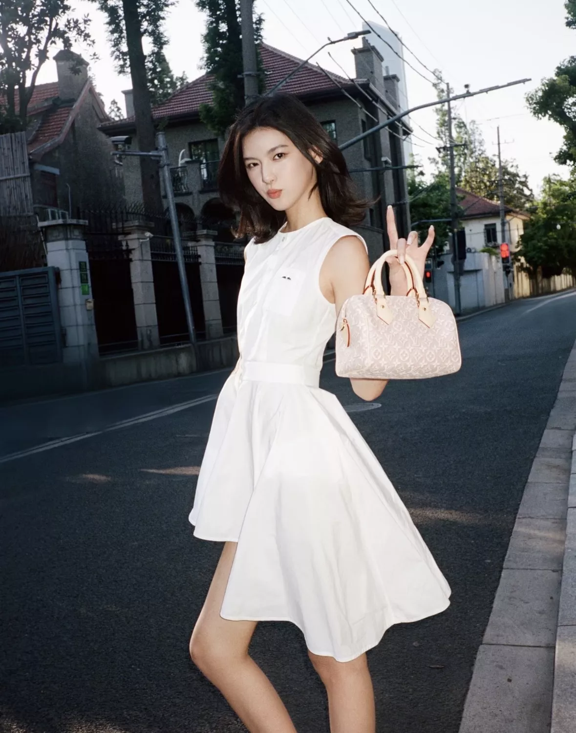루이비통 민소매 플리츠 셔츠형 원피스 상세 이미지 52