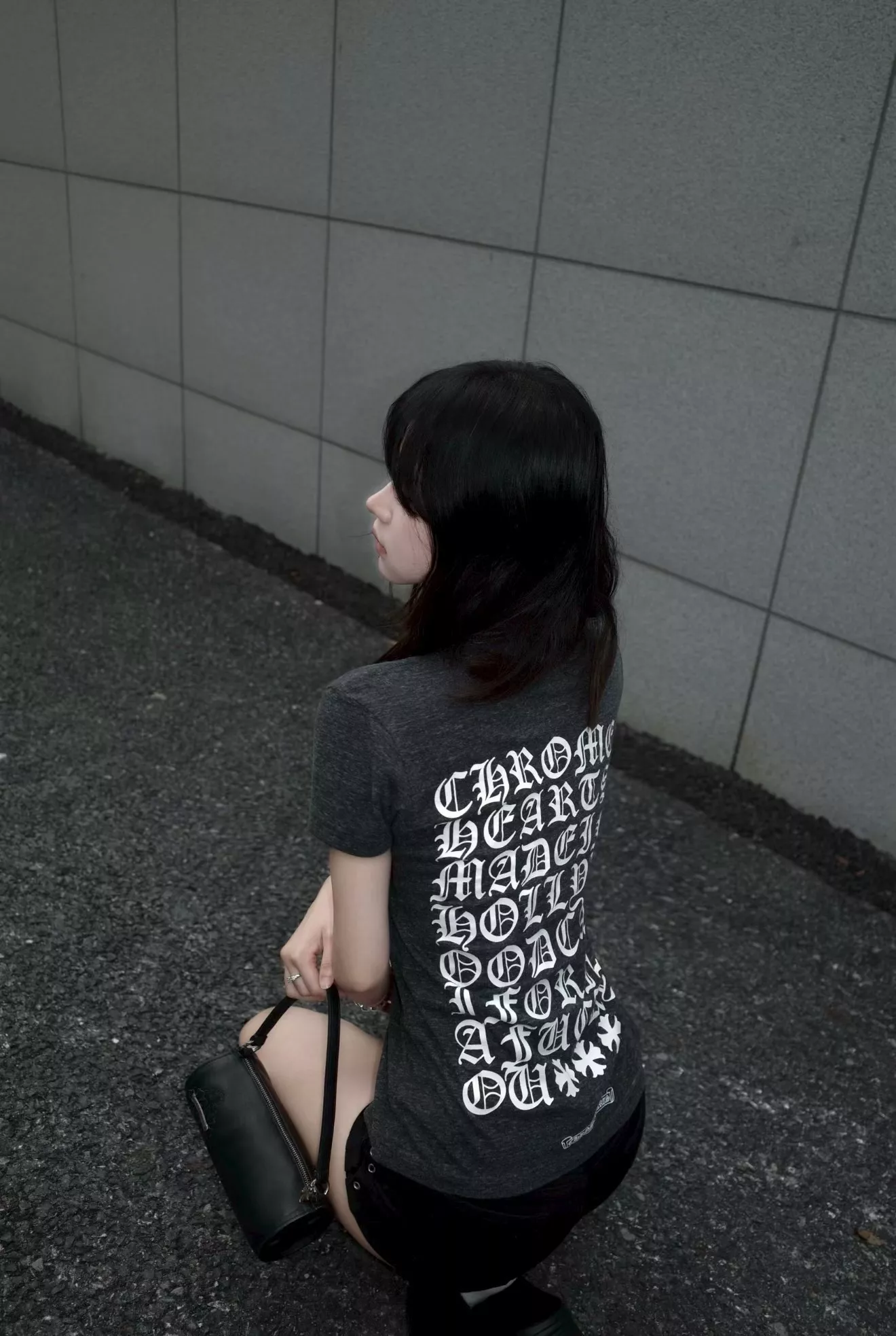크롬하츠 브이넥 슬림핏 반소매 티셔츠 상세 이미지 13