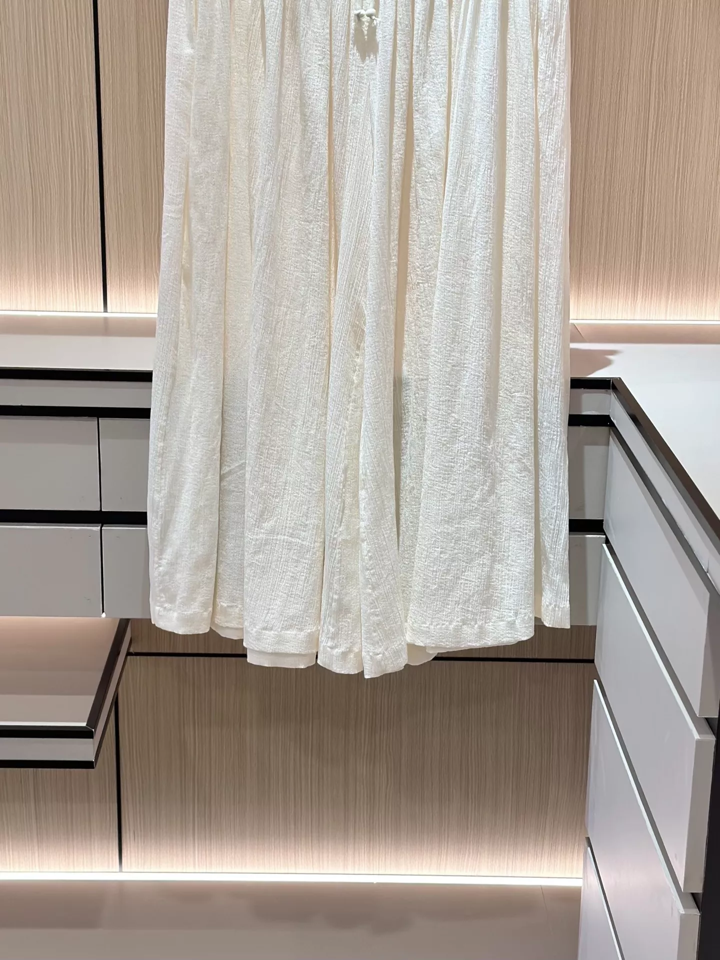 더로우 여성 롱 와이드 큐롯 팬츠 상세 이미지 6