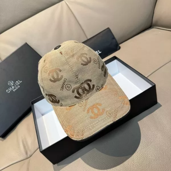 샤넬 클래식 더블 C 볼캡