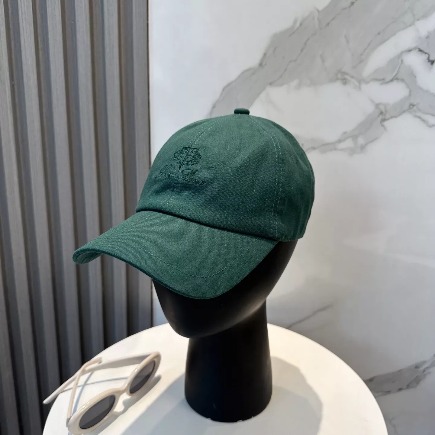 로로피아나 린넨 소재 베이스볼 캡 상세 이미지 3