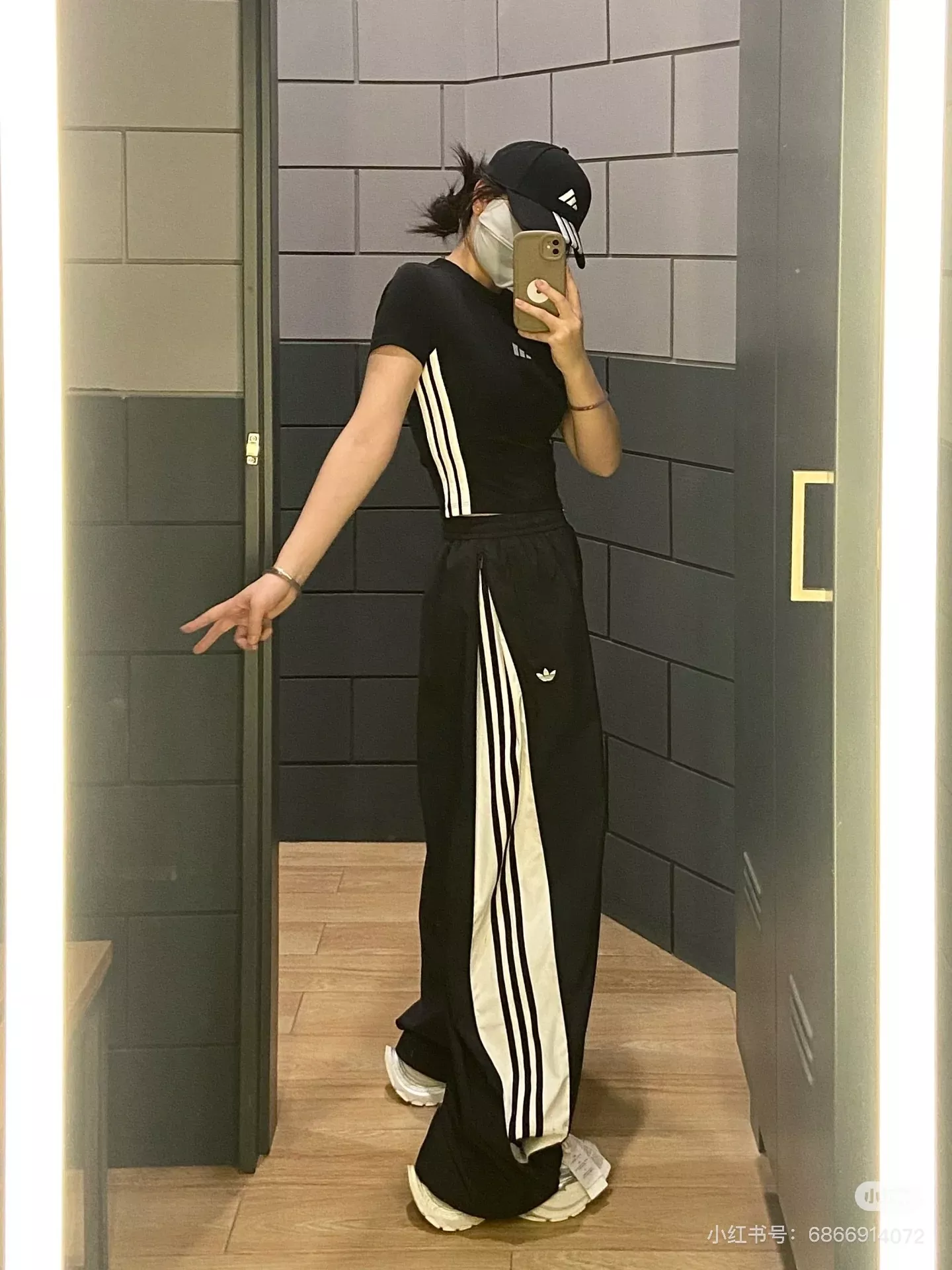 아디다스 여성 크롭 반소매 티셔츠 상세 이미지 26