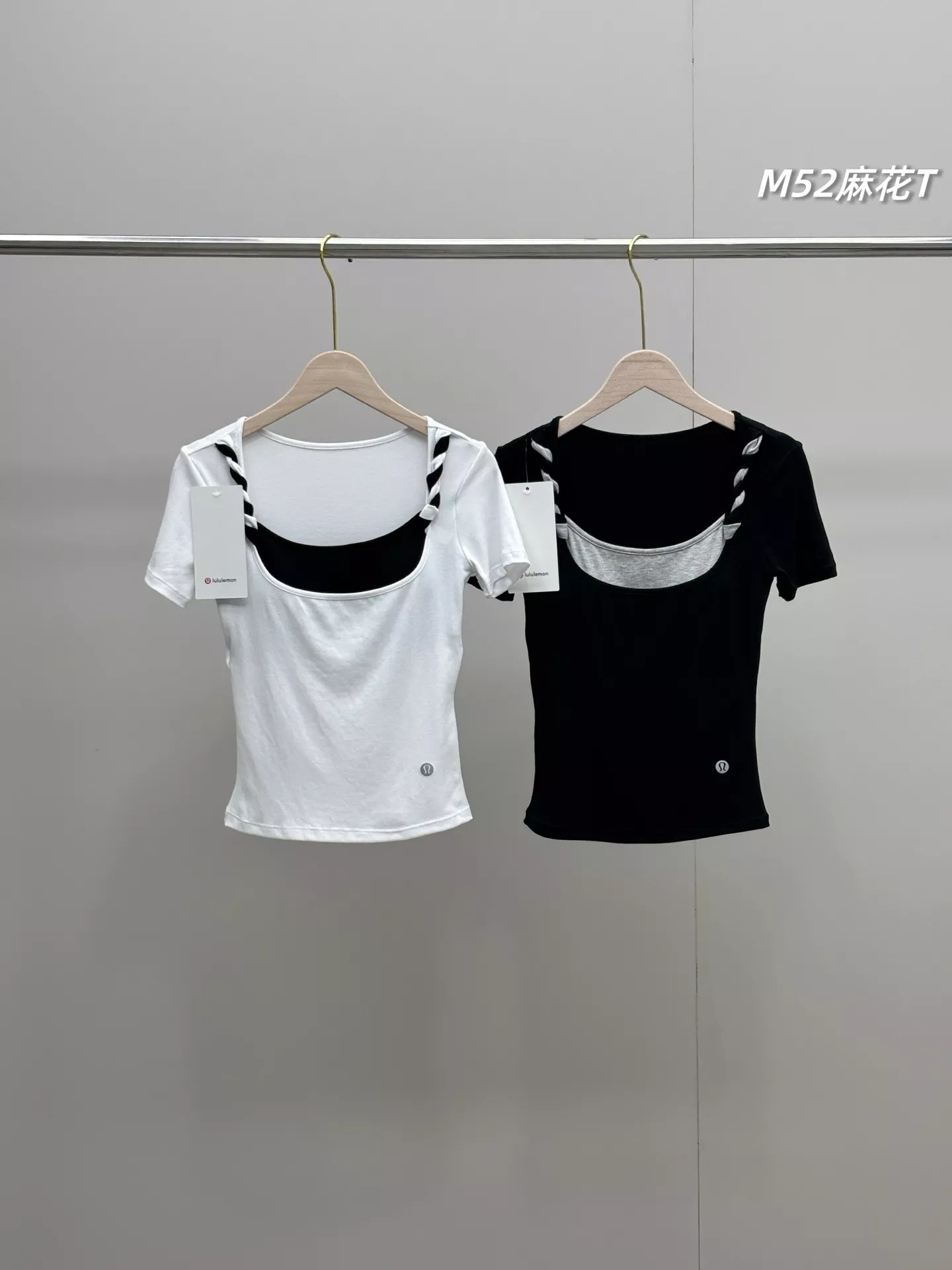 룰루레몬 여성 U넥 페이크 레이어드 반소매 티셔츠 상세 이미지 10