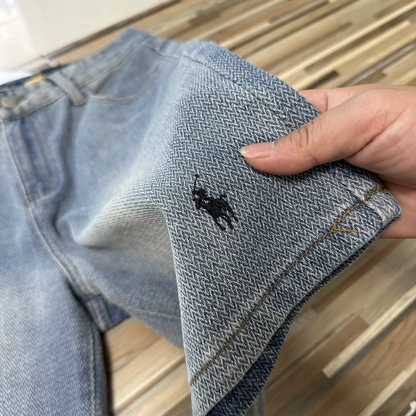 랄프로렌 남성 워싱 데님 반바지 상세 이미지 2