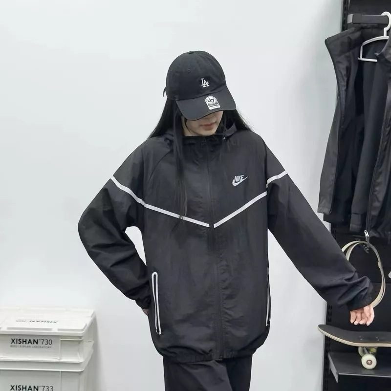 나이키 후드형 우븐 자외선 차단 재킷 상세 이미지 18