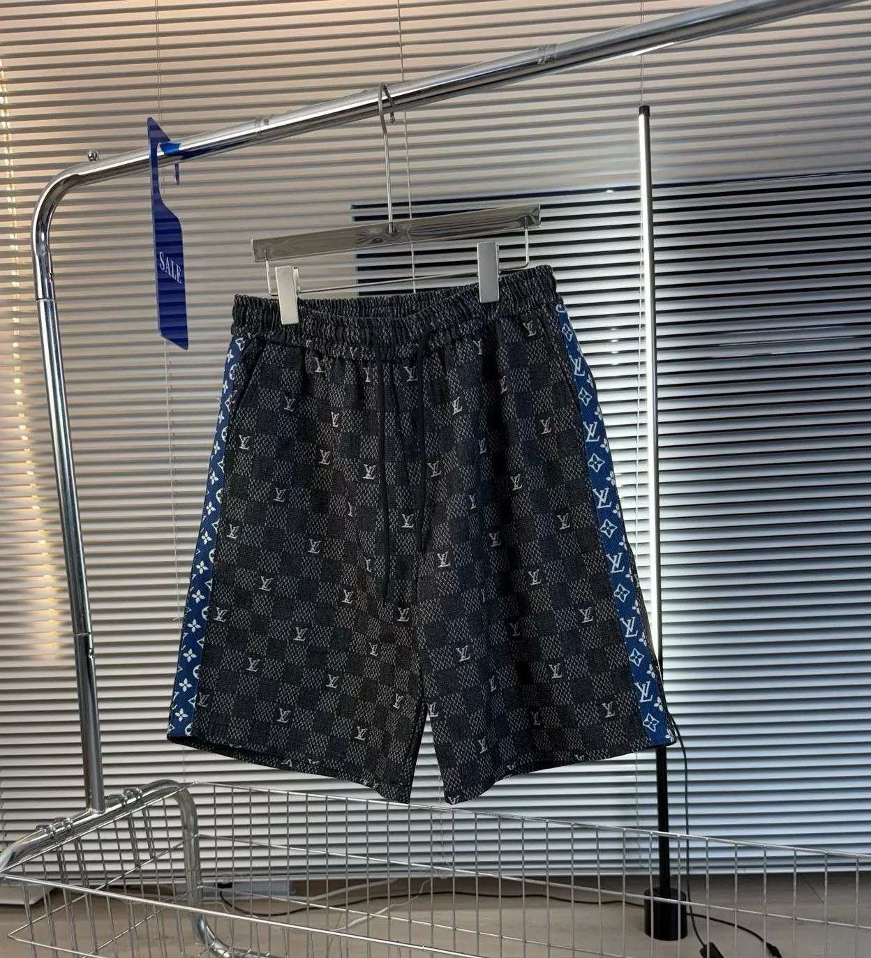 루이비통 체커보드 자카드 워싱 밴딩 데님 반바지 상세 이미지 2