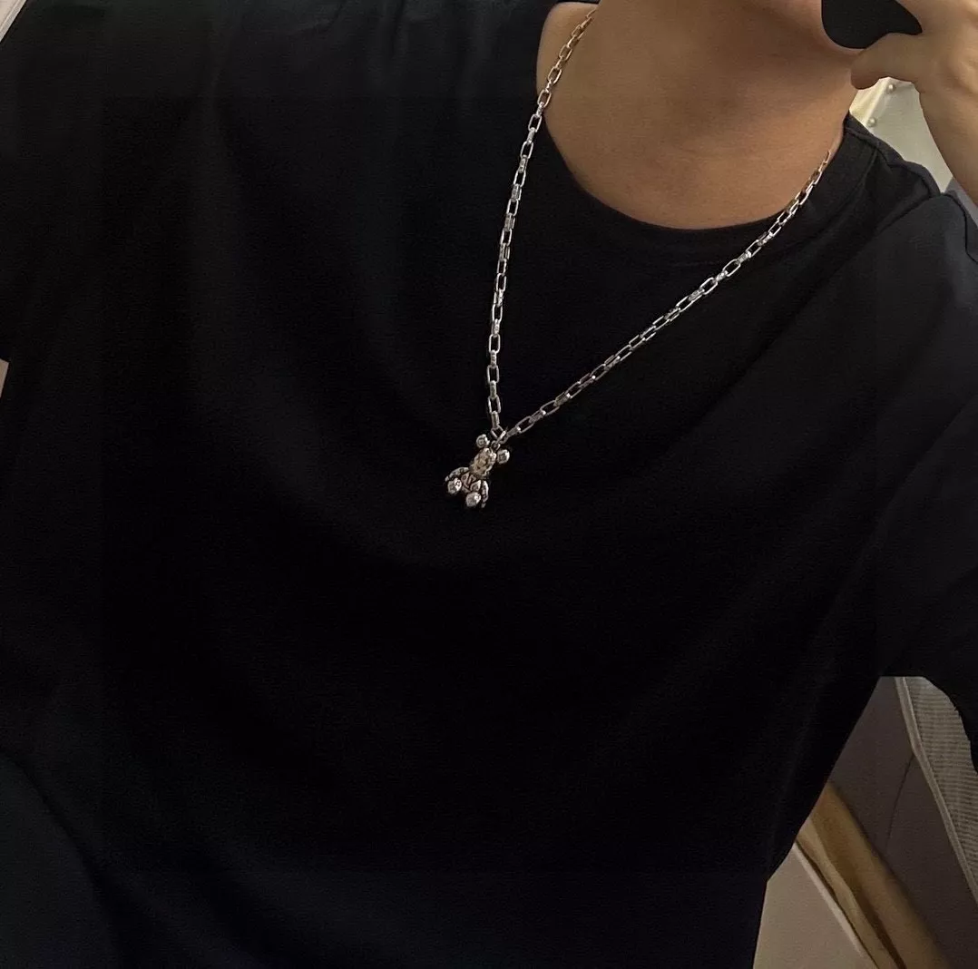루이비통 빈티지 무드의 실버 톤 체인 목걸이 상세 이미지 7