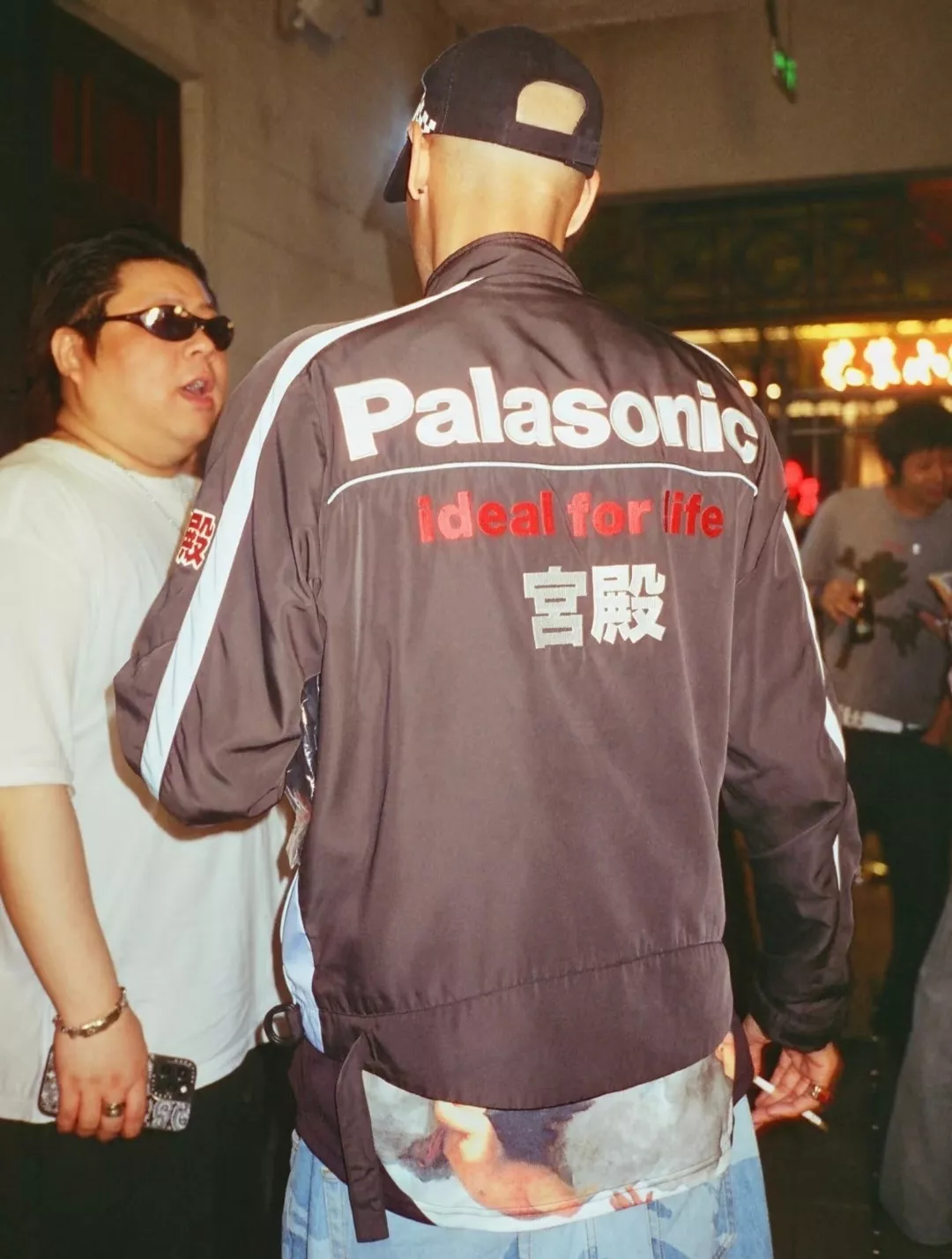 팔라스 토끼 자수 배색 레터링 집업 재킷 상세 이미지 36