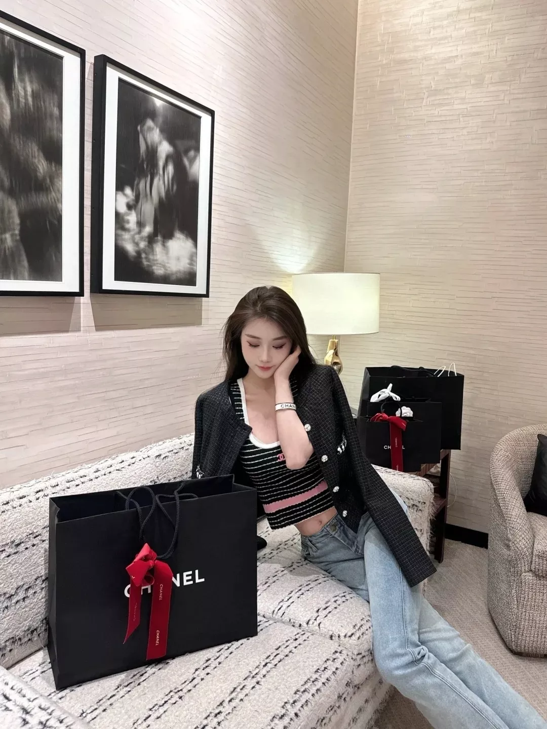 샤넬 블랙 화이트 에나멜 레터 오픈형 팔찌 상세 이미지 34
