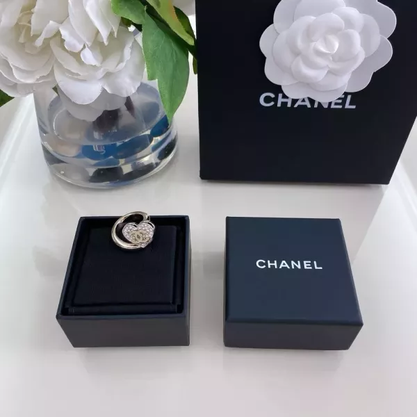 샤넬 하트 더블 C 풀파베 반지