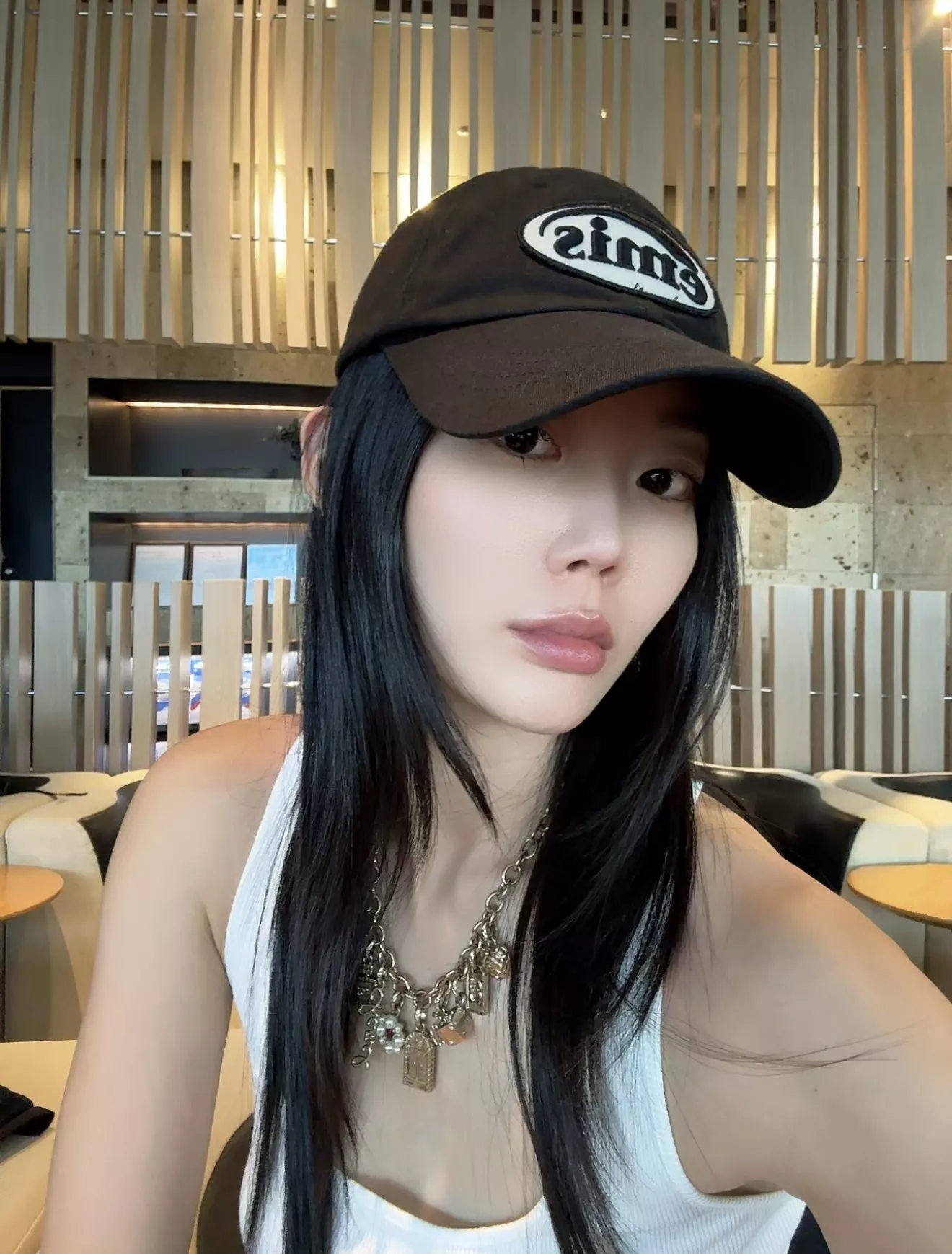 샤넬 멀티 참 플라워 목걸이 상세 이미지 12